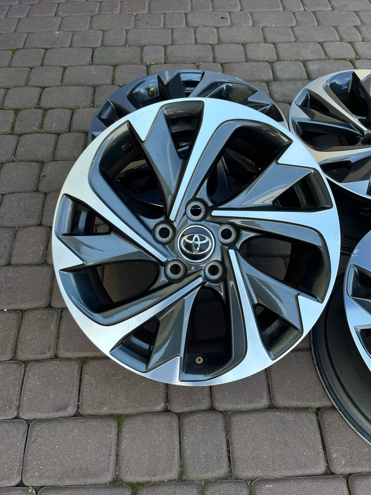 Alu Felge Toyota Verso Corolla Verso Corolla Avensis 17 Zoll 7.0J 5x114.3