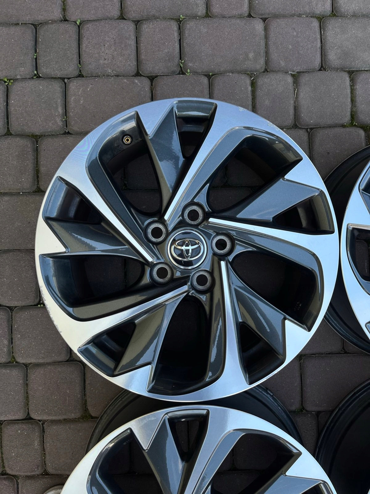 Alu Felge Toyota Verso Corolla Verso Corolla Avensis 17 Zoll 7.0J 5x114.3