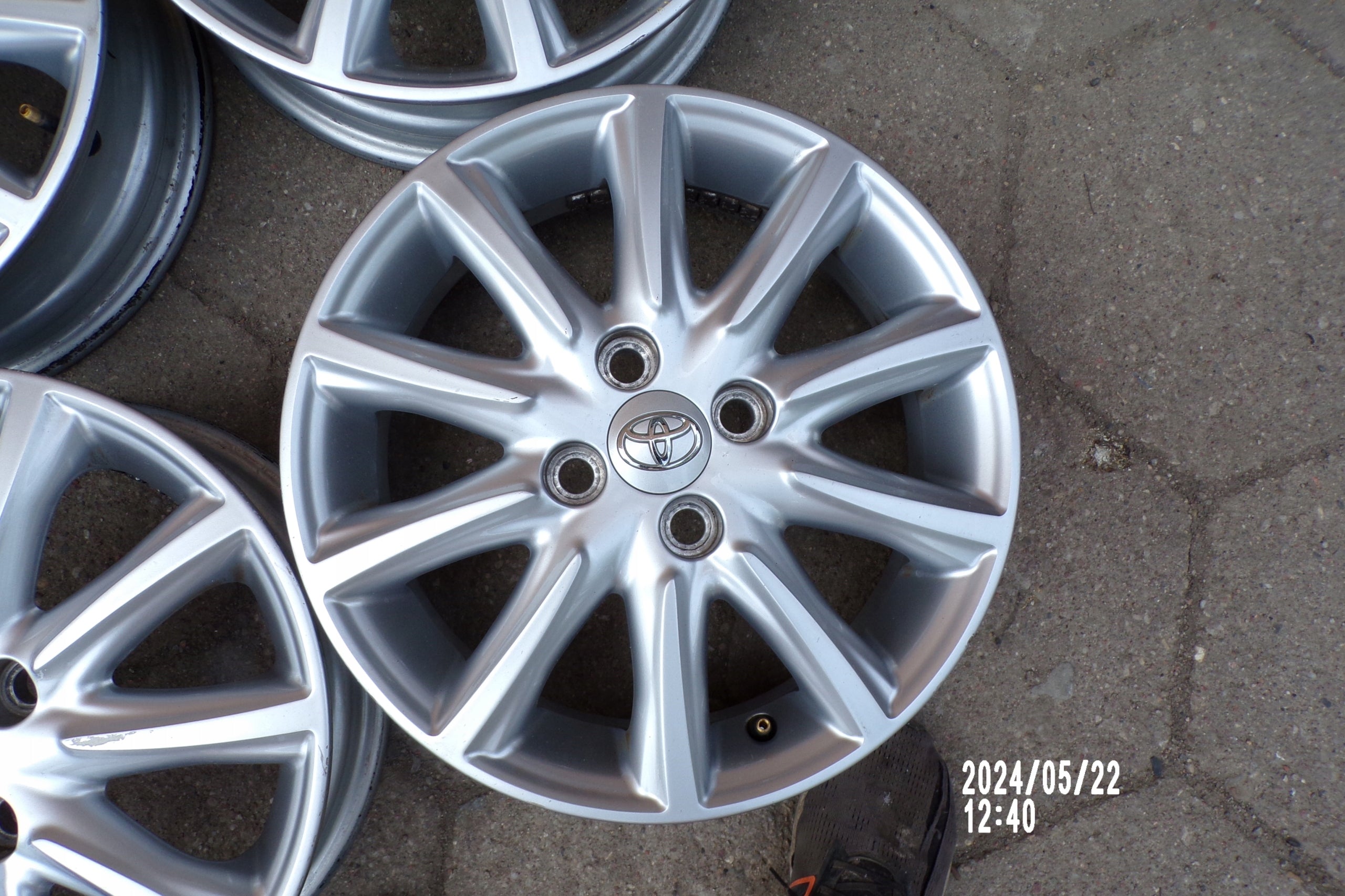 Alu Felge Toyota Aygo Aluminum rim 15 Zoll 4.5J 4x100 35ET PW457BH006