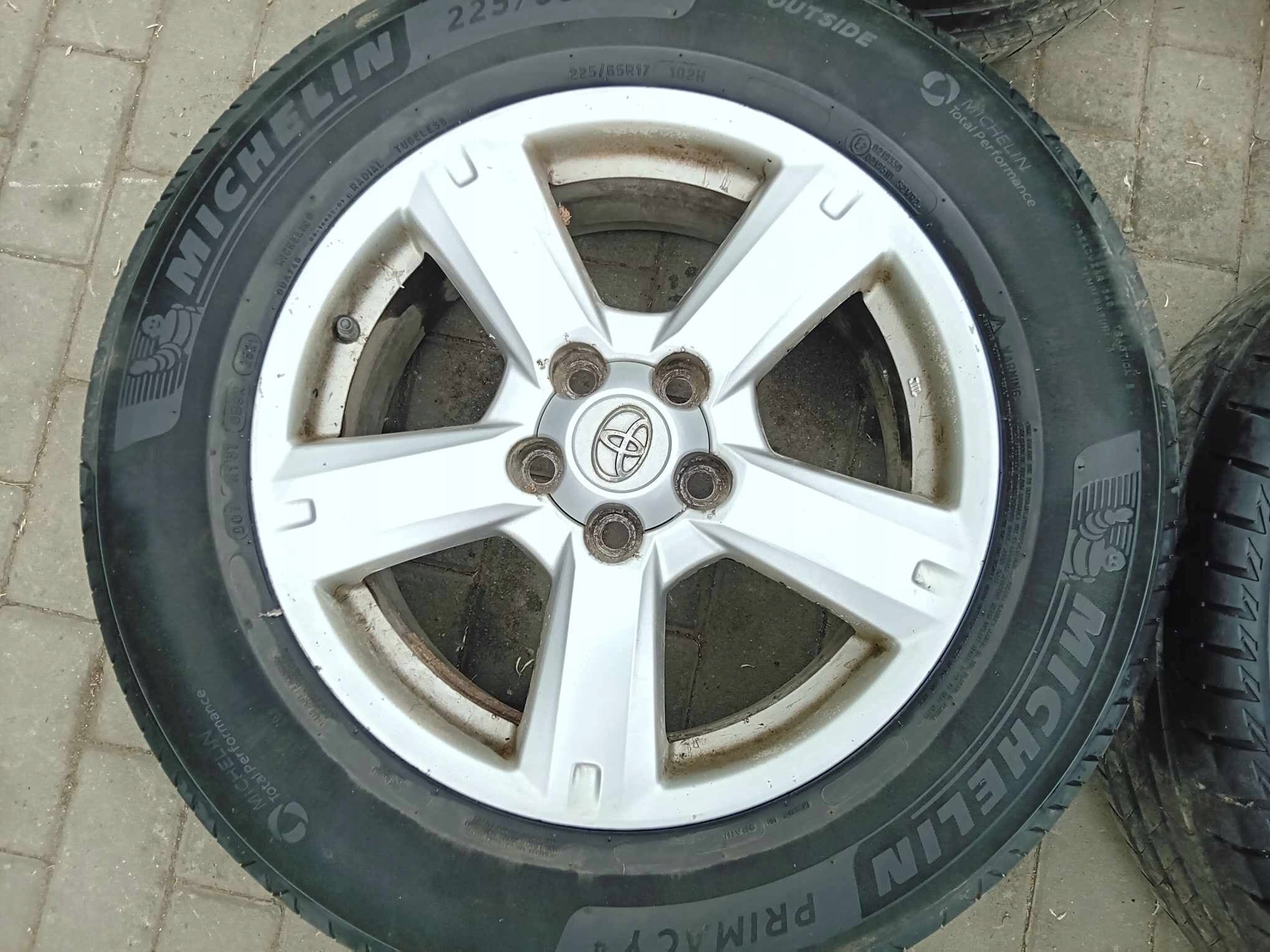 Alu Felge Toyota RAV4 Aluminum rim 17 Zoll 7.0J 5x114.3