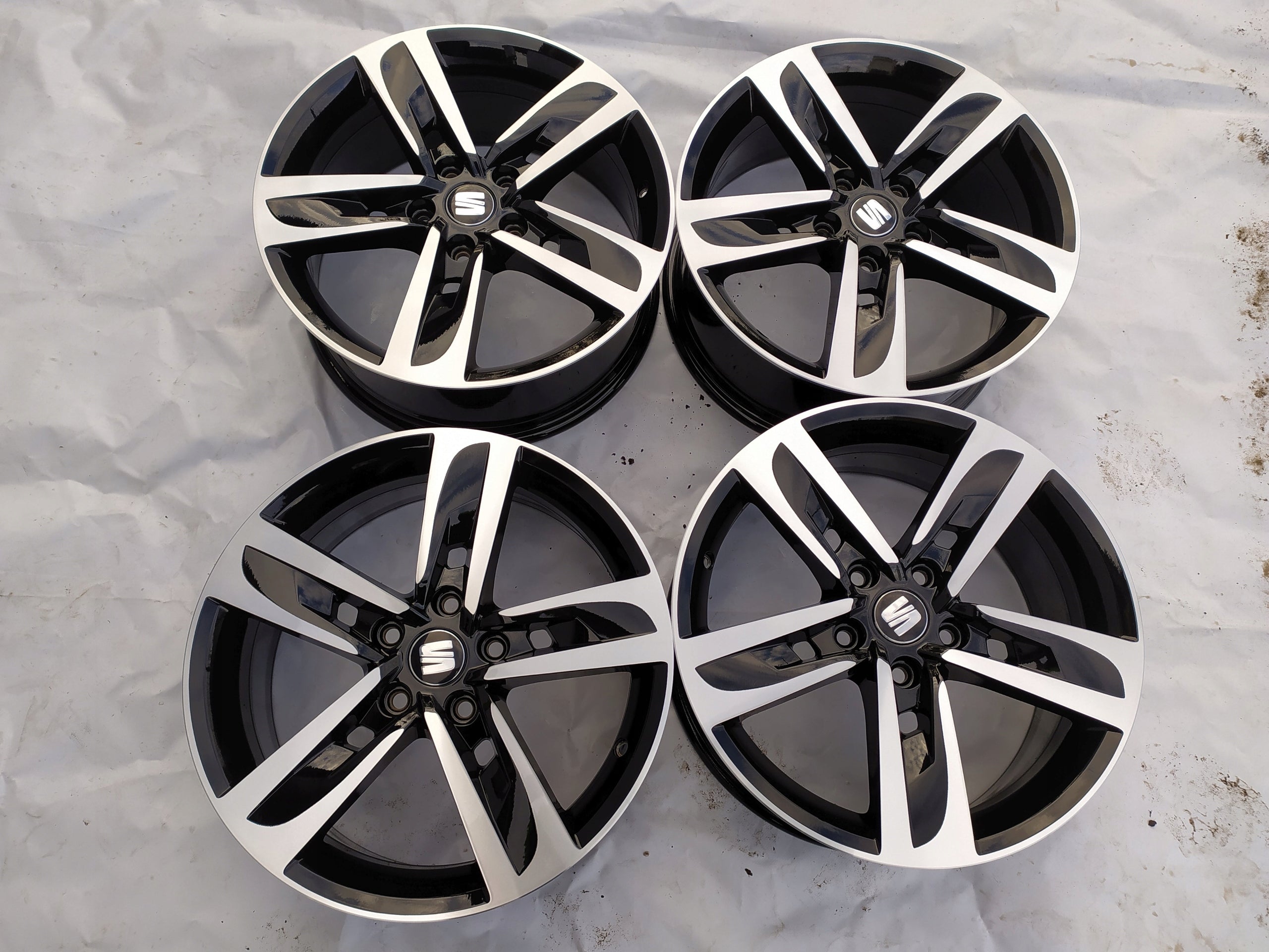 Alu Felge Volkswagen California 17 Zoll 7.0J 5x112 49ET 5F0601025T