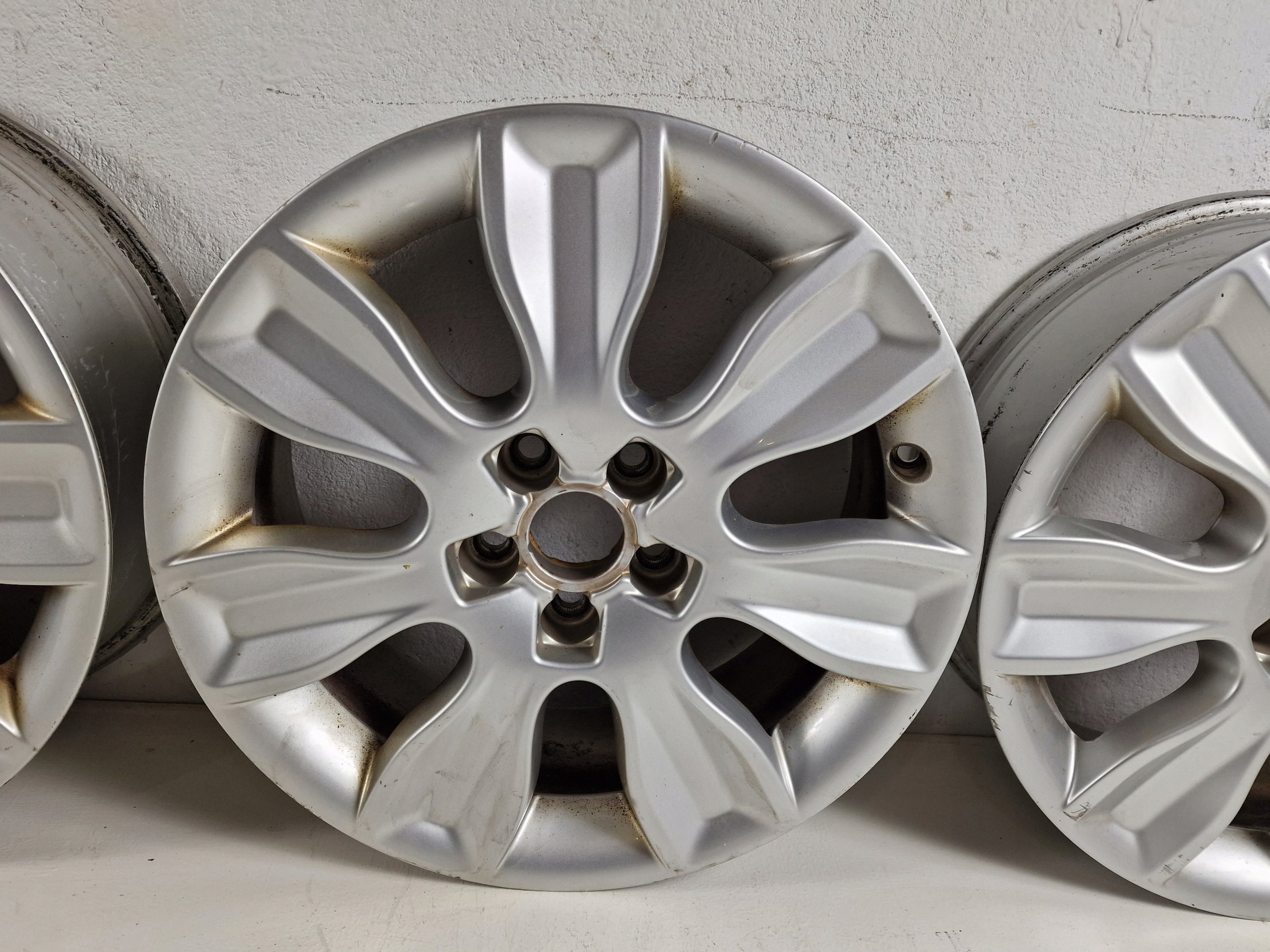 Alu Felge Volkswagen T3 Aluminum rim 16 Zoll 6.0J 5x100 30ET 8X0601025A