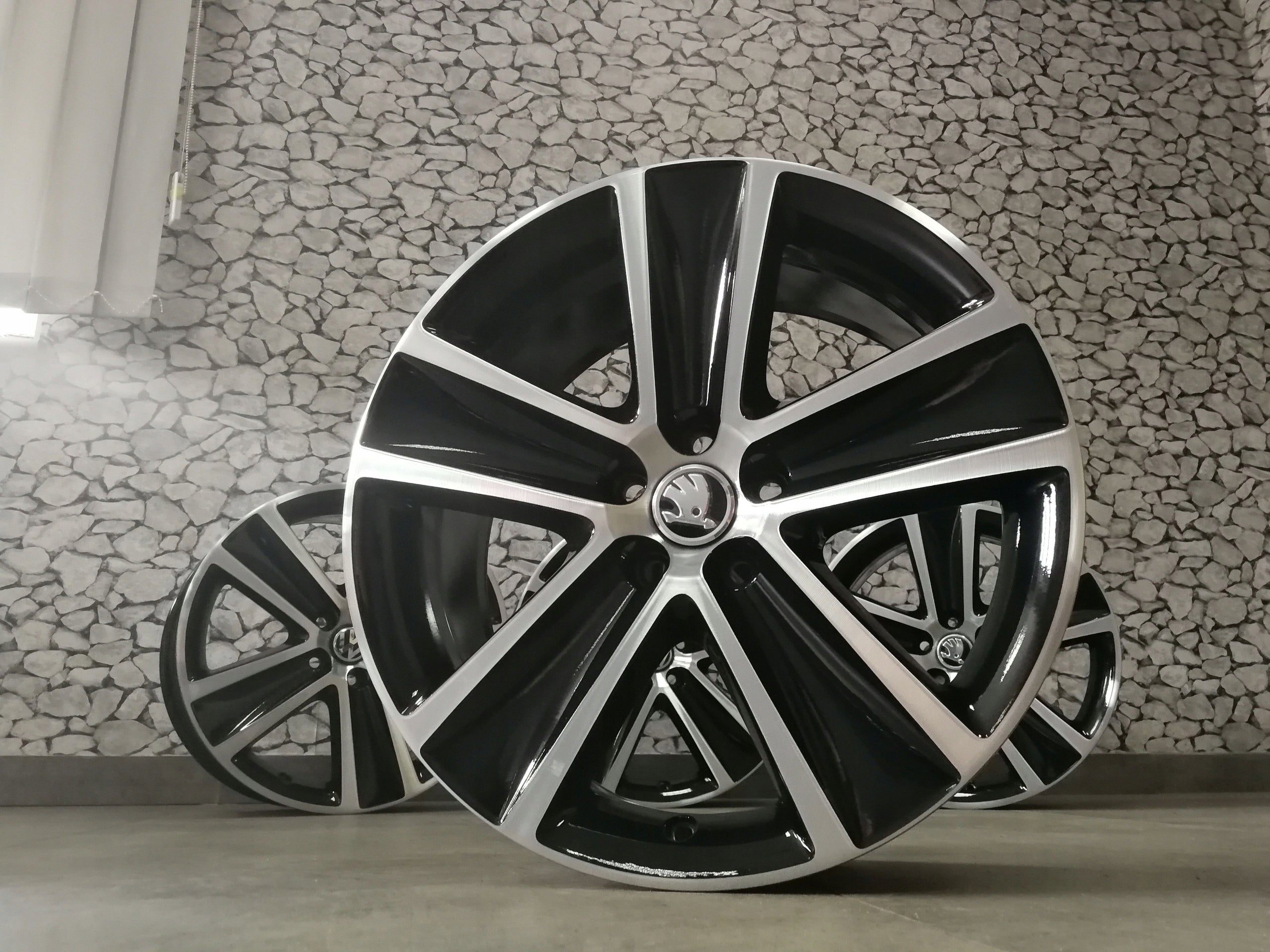 Alu Felge Volkswagen Polo Aluminum rim 17 Zoll 7.5J 5x100 38ET