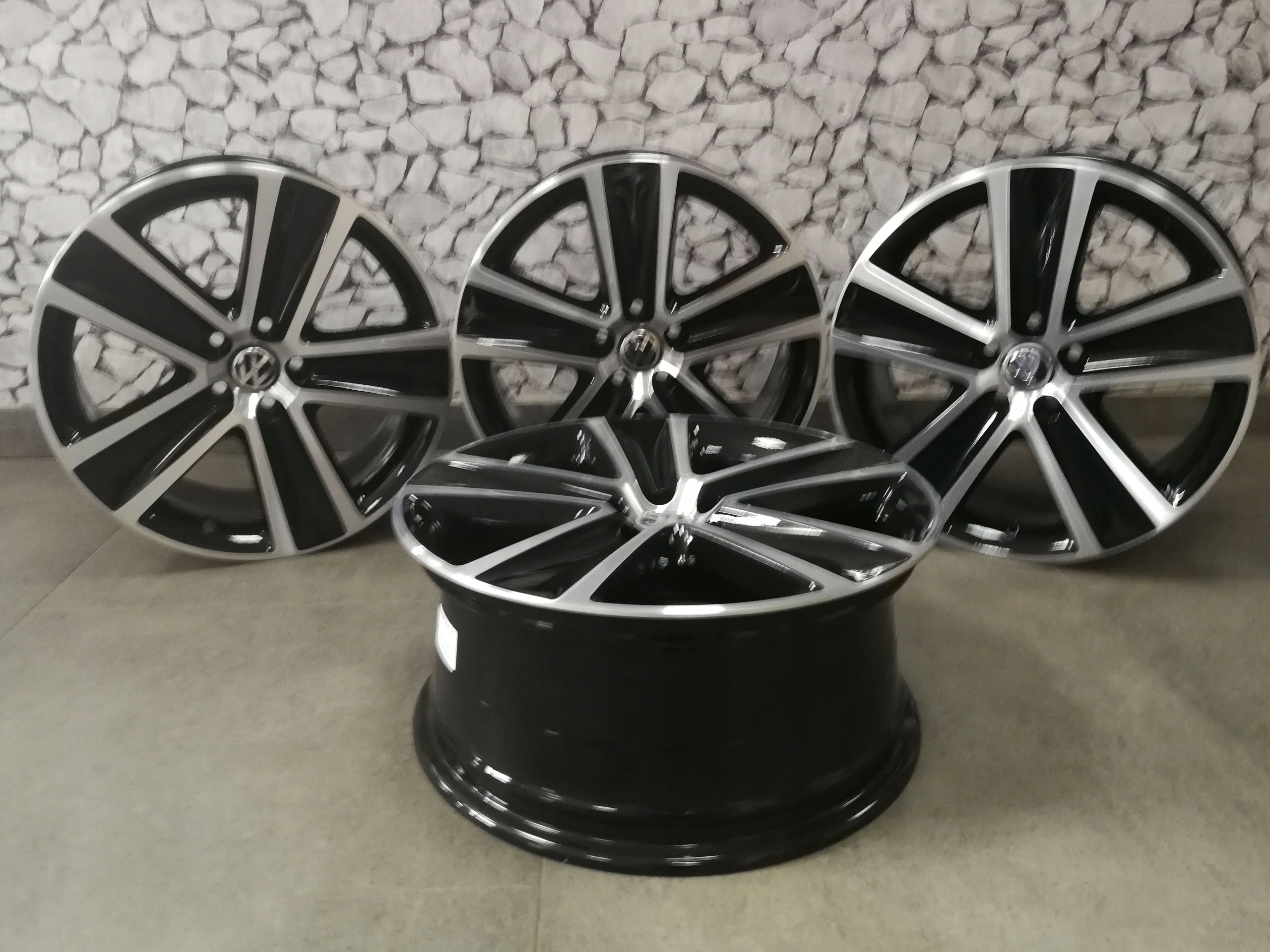 Alu Felge Volkswagen Polo Aluminum rim 17 Zoll 7.5J 5x100 38ET