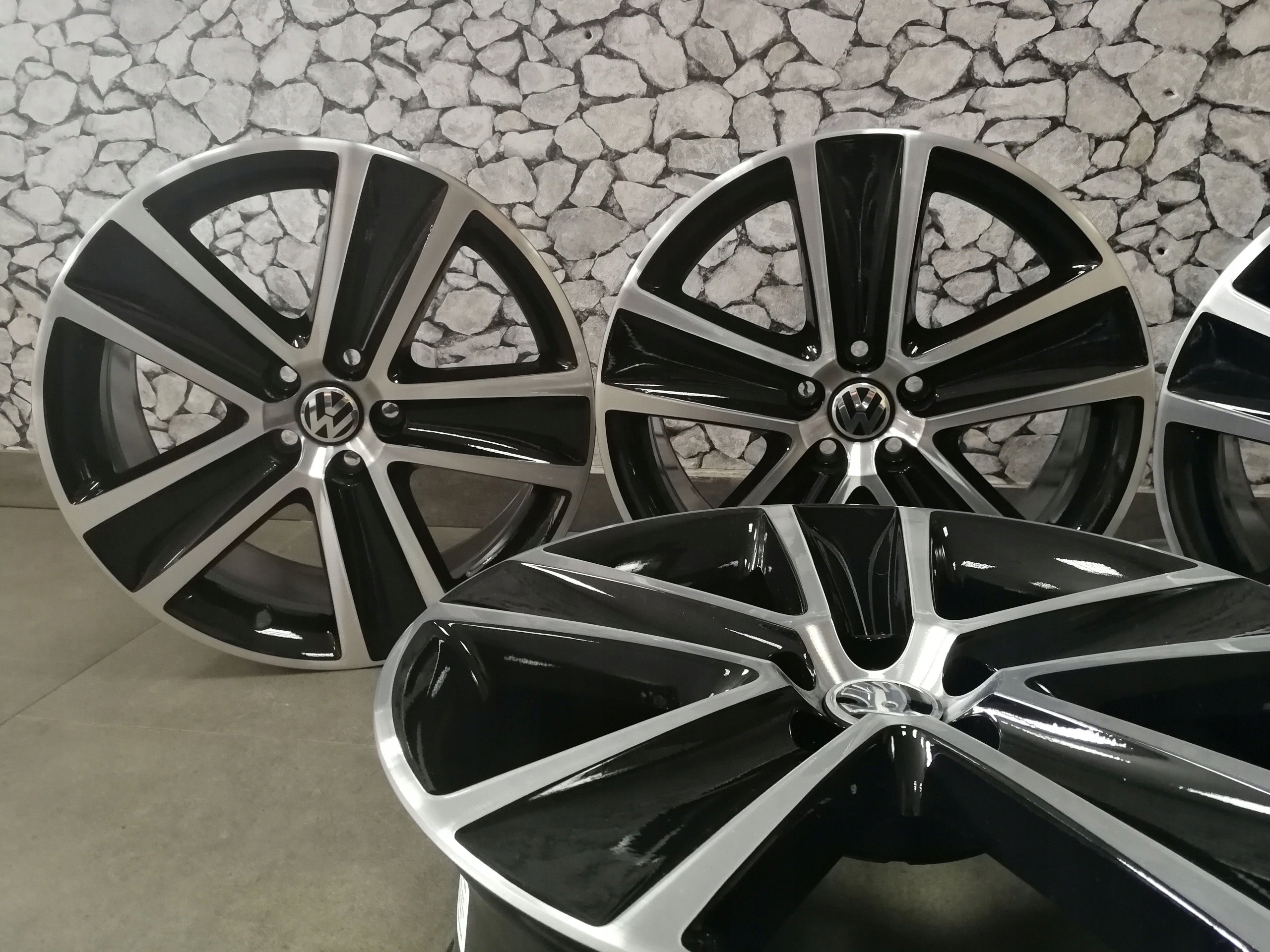 Alu Felge Volkswagen Polo Aluminum rim 17 Zoll 7.5J 5x100 38ET