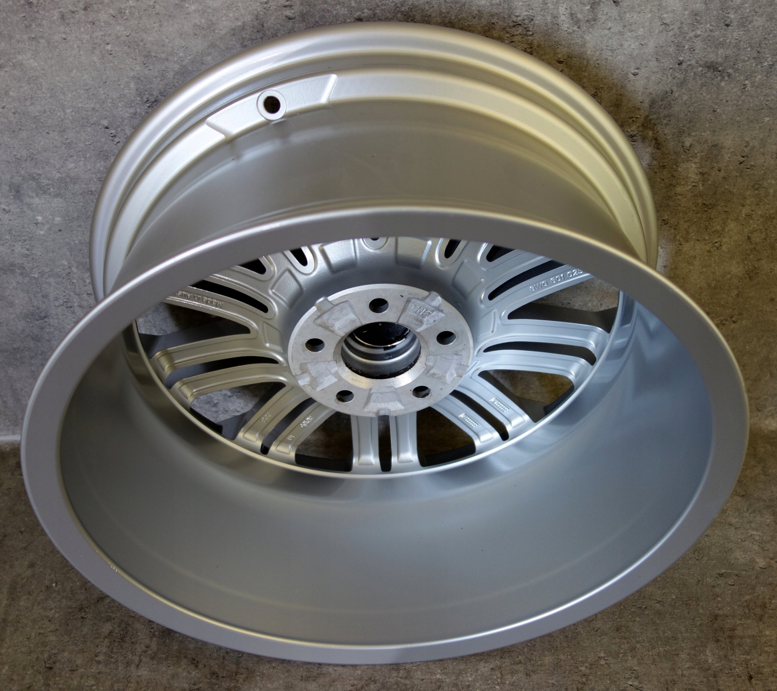 Alu Felge Volkswagen T4 Aluminum rim 18 Zoll 8.0J 5x112 31ET 8W0601025EE