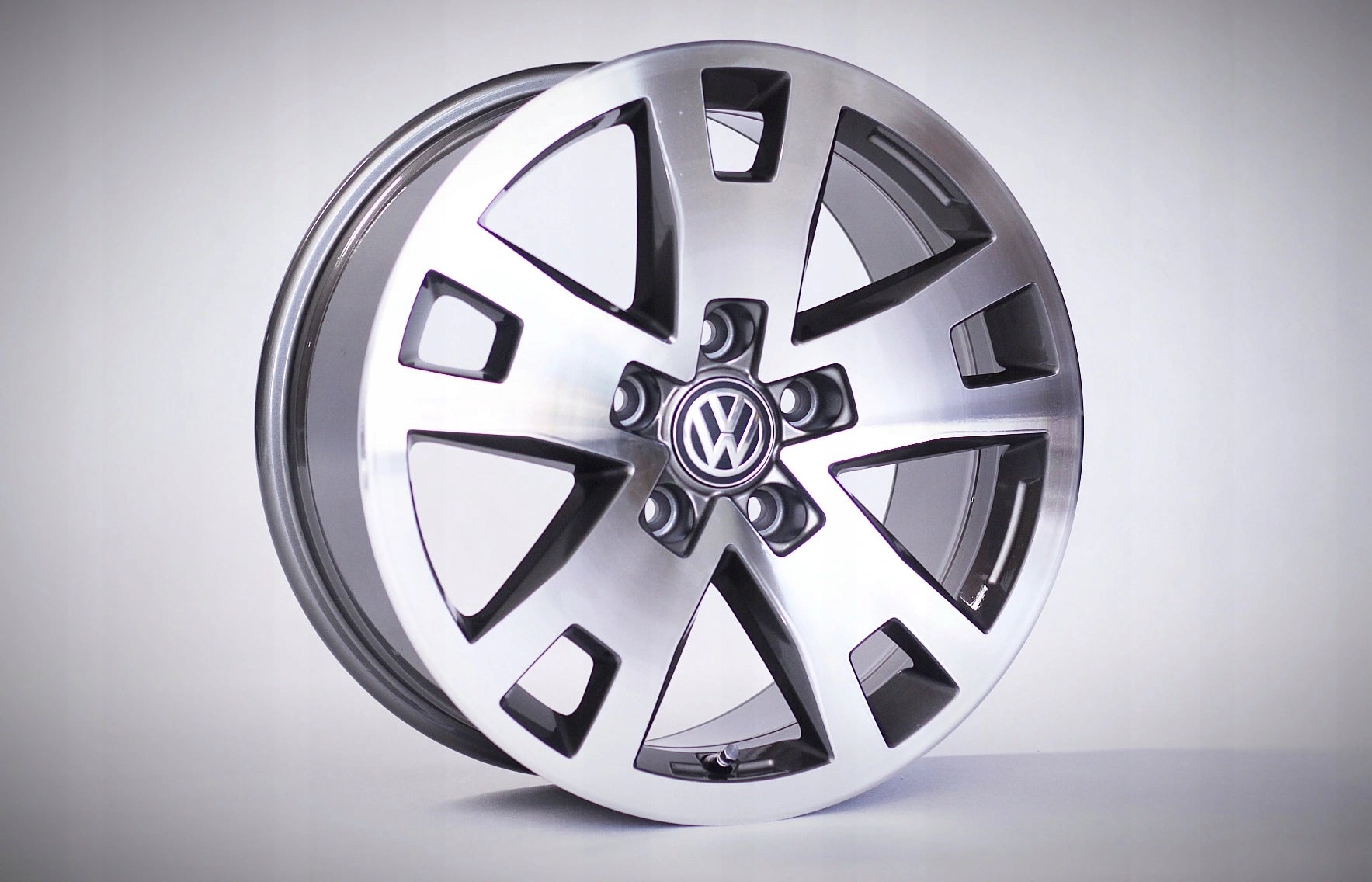  Aluminium rim Volkswagen T6 LT Multivan Amarok T5 T4 17 inch 8.0J 5x120 49ET  product image