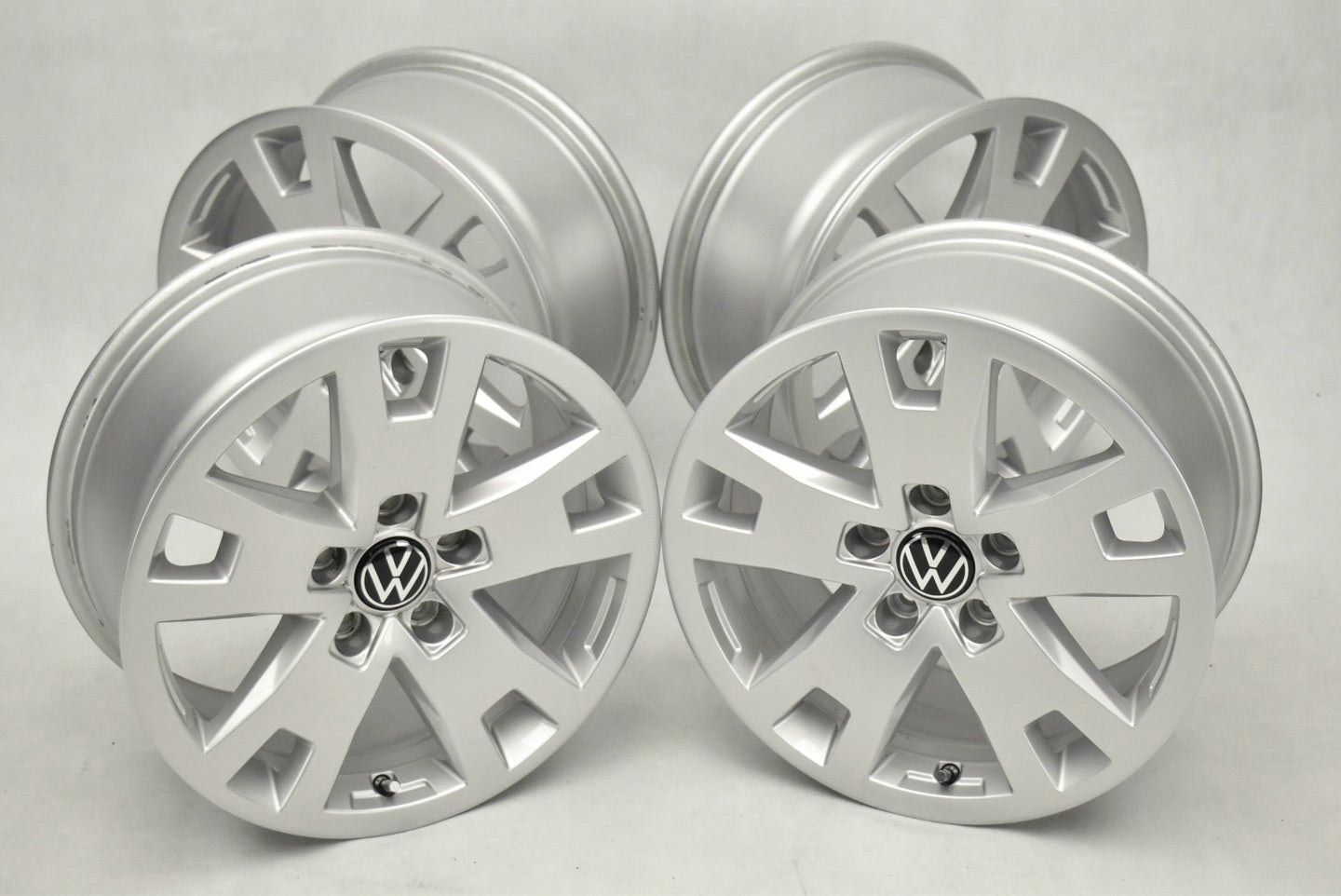 Alu Felge Volkswagen T6 LT Multivan Amarok T5 T4 17 Zoll 8.0J 5x120 49ET 2H0601025AF