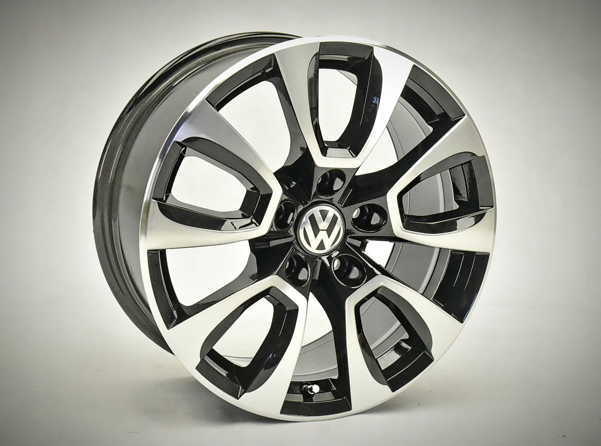 Alu Felge Volkswagen Amarok T6 T5 T4 17 Zoll 8.0J 5x120 49ET 2H6601025A