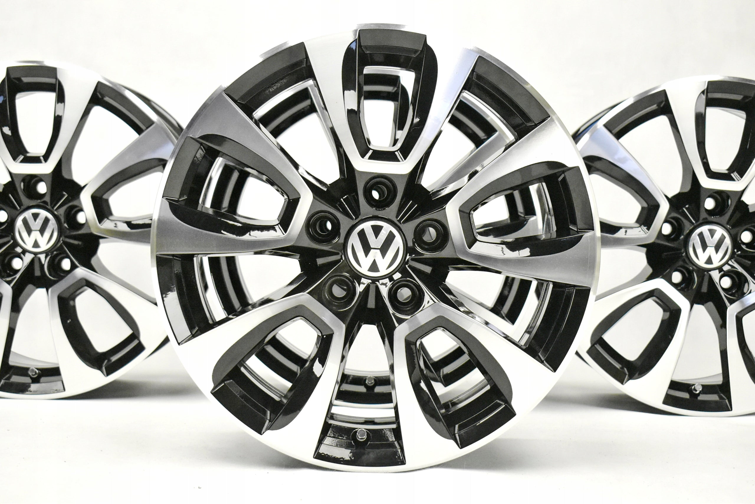 Alu Felge Volkswagen Amarok T6 T5 T4 17 Zoll 8.0J 5x120 49ET 2H6601025A