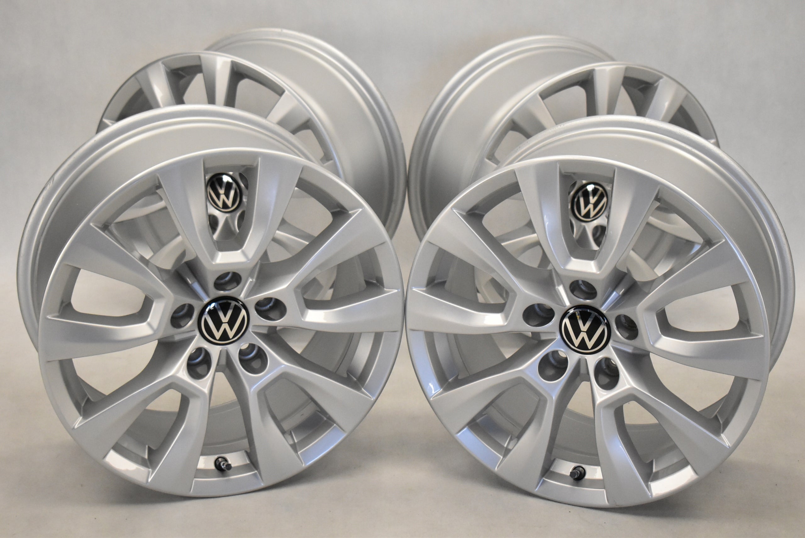 Alu Felge Volkswagen Amarok T6 T5 T4 17 Zoll 8.0J 5x120 49ET 2H6601025A