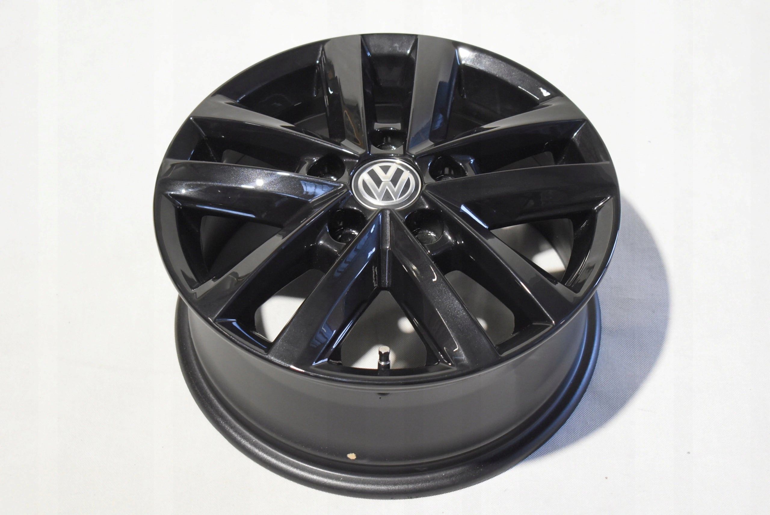 Alu Felge Volkswagen Amarok T6 T5 16 Zoll 6.5J 5x120 62ET 2H0601025AE