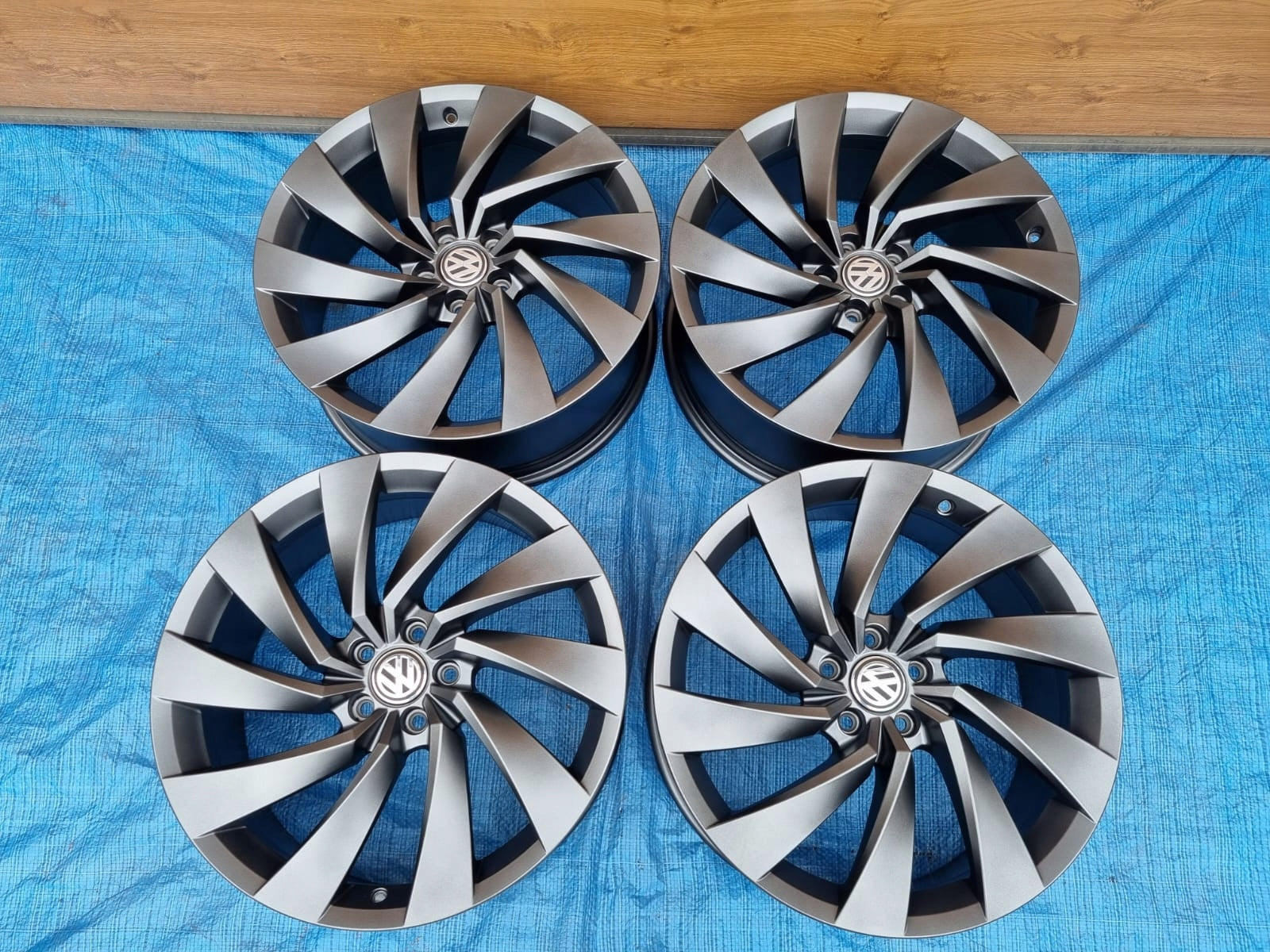 Alu Felge Volkswagen T4 Passat Arteon Scirocco Tiguan CC 20 Zoll 8.0J 5x112 40ET 3G8601025D