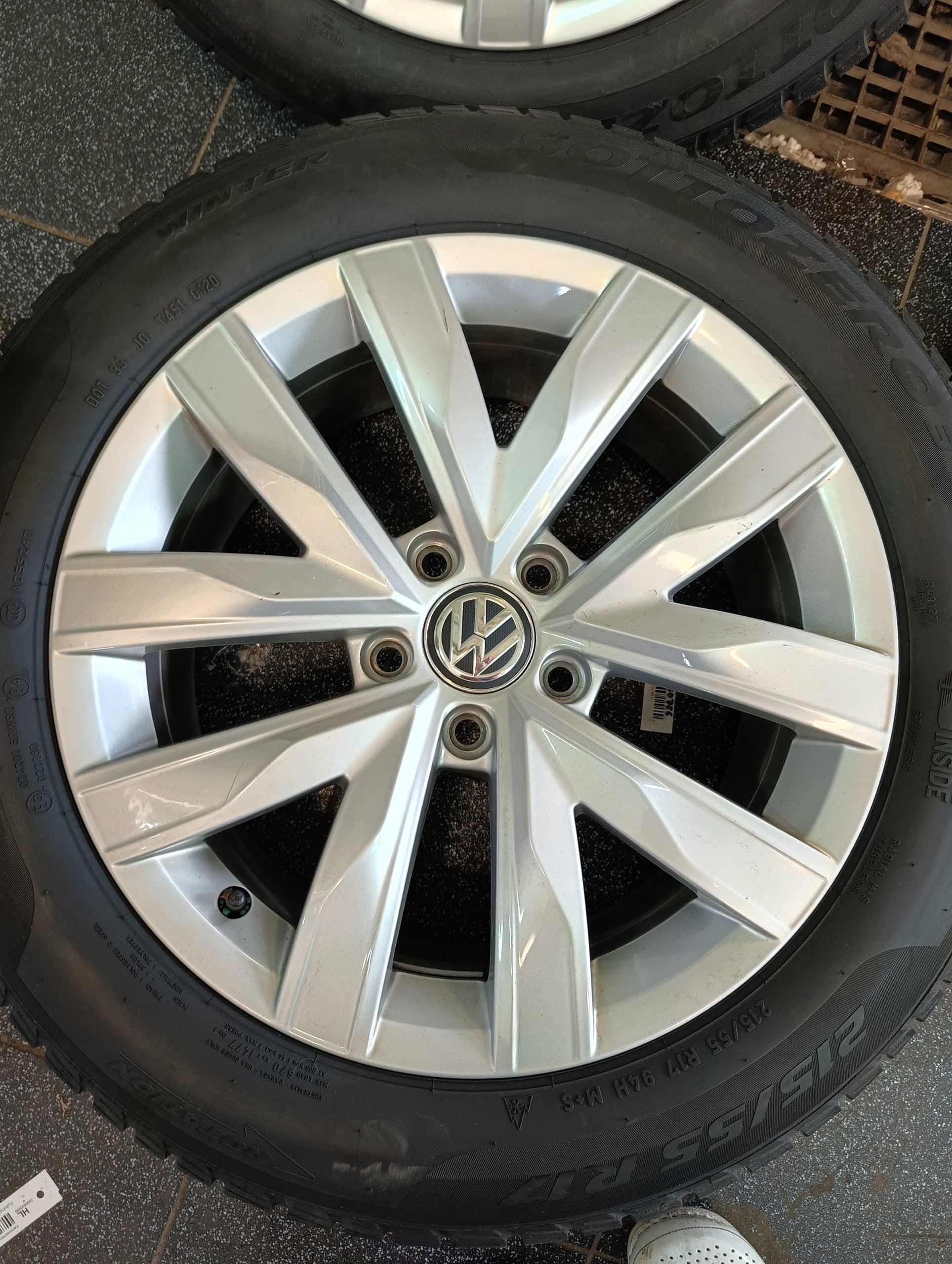 Alu Felge Volkswagen Arteon Tiguan Golf 17 Zoll 7.0J 5x112 38ET 3G8601025