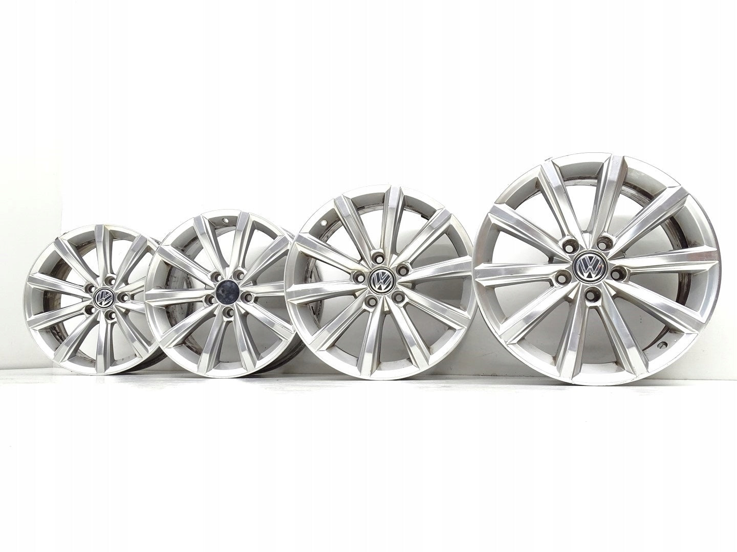  Aluminium rim Volkswagen Arteon Passat T4 17 inch 7.0J 5x112 3G0601025D  product image