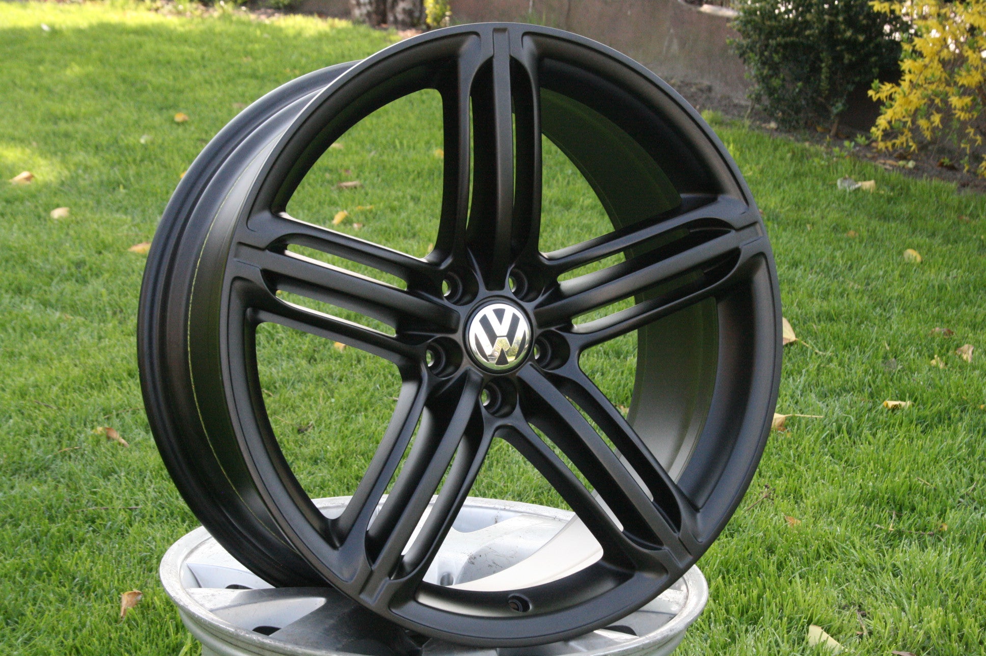 Alu Felge Volkswagen Arteon Tiguan Passat 20 Zoll 8.5J 5x112 33ET 8R0601025BG