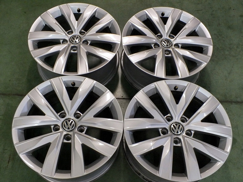  Alu Felge Volkswagen Arteon T3 Aluminum rim 17 Zoll 7.0J 5x112 38ET 3G8601025 product image