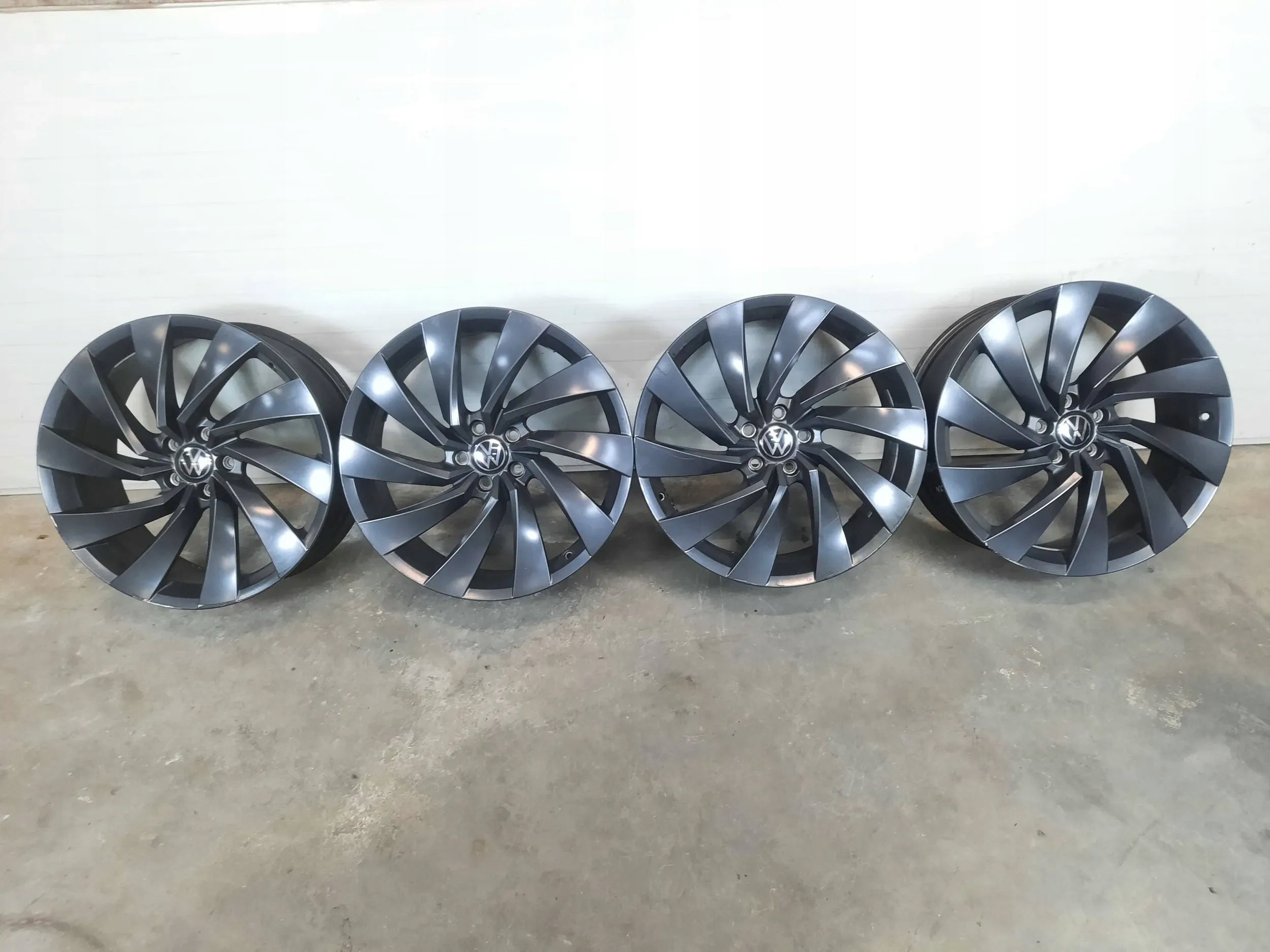 Alu Felge Volkswagen Arteon Tiguan T4 20 Zoll 8.0J 5x112 3G8601025D