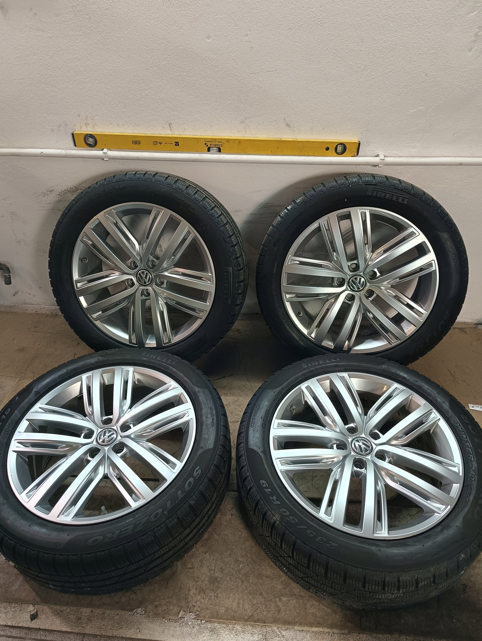 Alu Felge Volkswagen Arteon Tiguan 19 Zoll 7.0J 5x112 43ET 5NA601025N