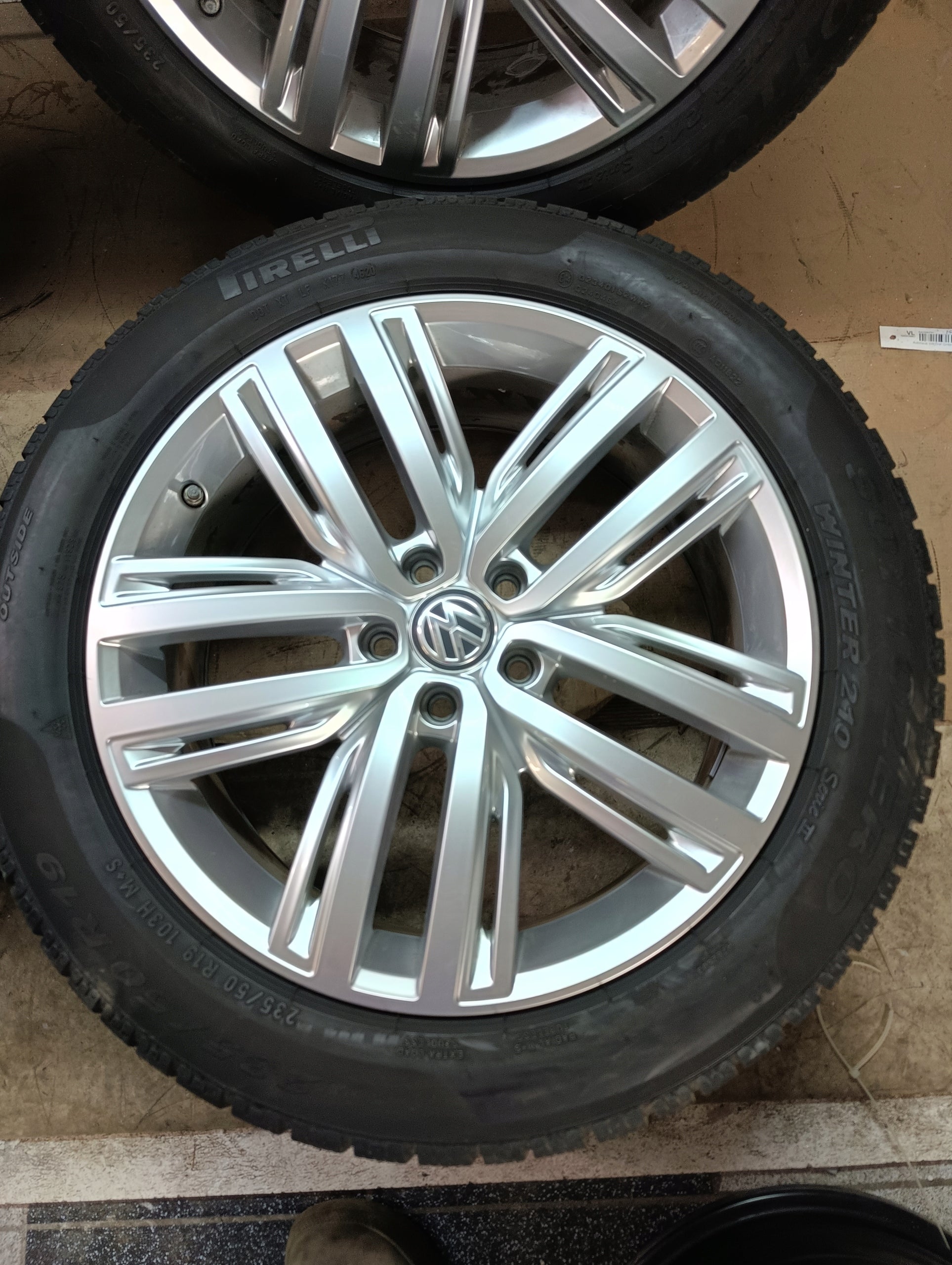 Alu Felge Volkswagen Arteon Tiguan 19 Zoll 7.0J 5x112 43ET 5NA601025N