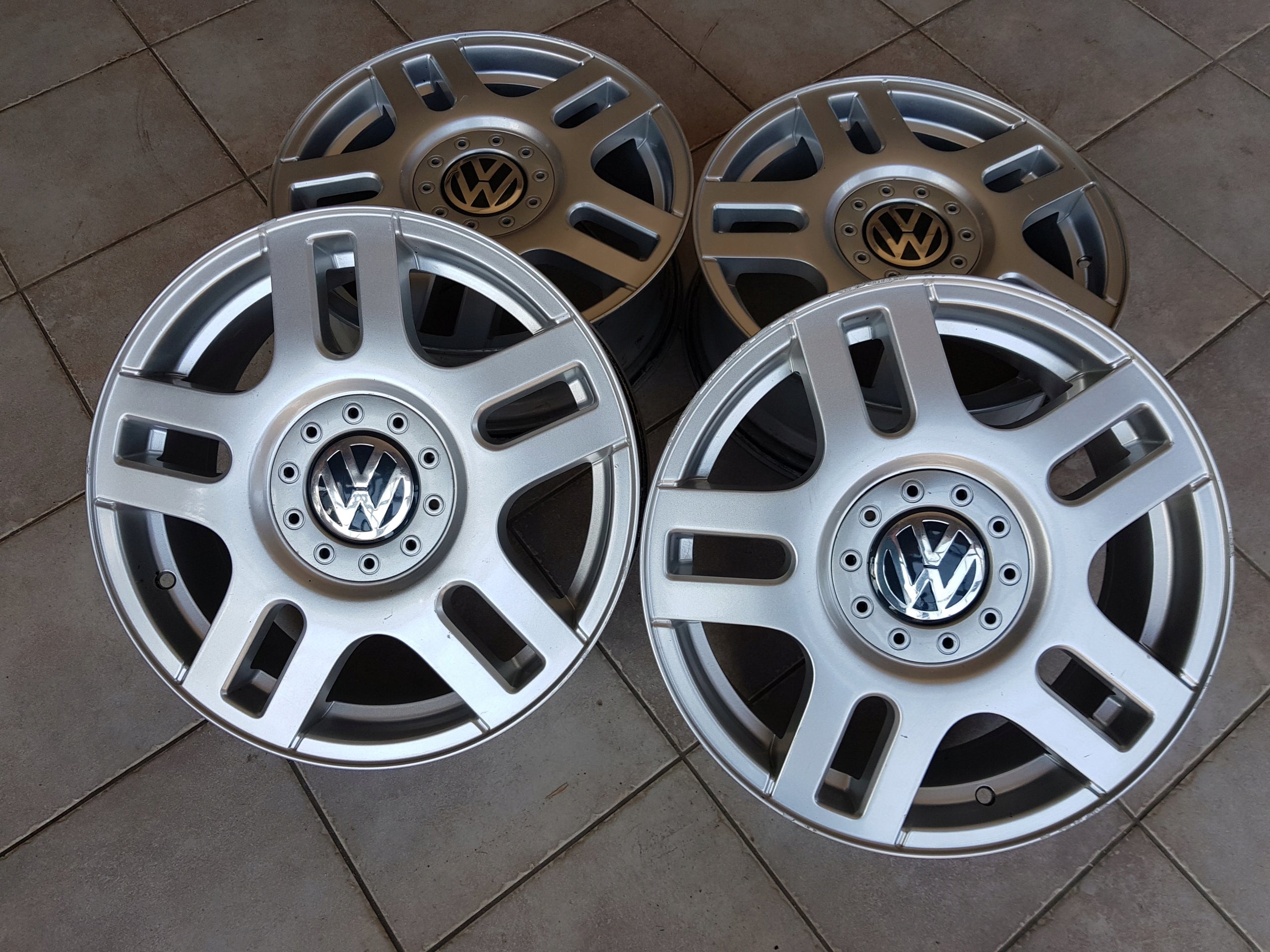 Alu Felge Volkswagen Polo Fox Beetle Golf T4 16 Zoll 6.5J 5x100 42ET 1J0601025F