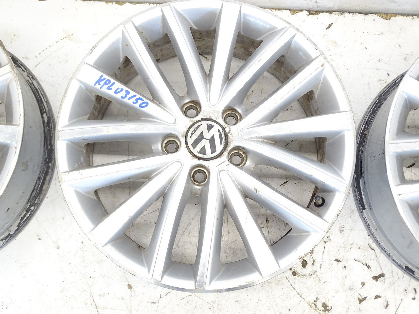 Alu Felge Volkswagen Passat Golf Golf V Beetle T5 17 Zoll 7.0J 5x112 5C0601025B