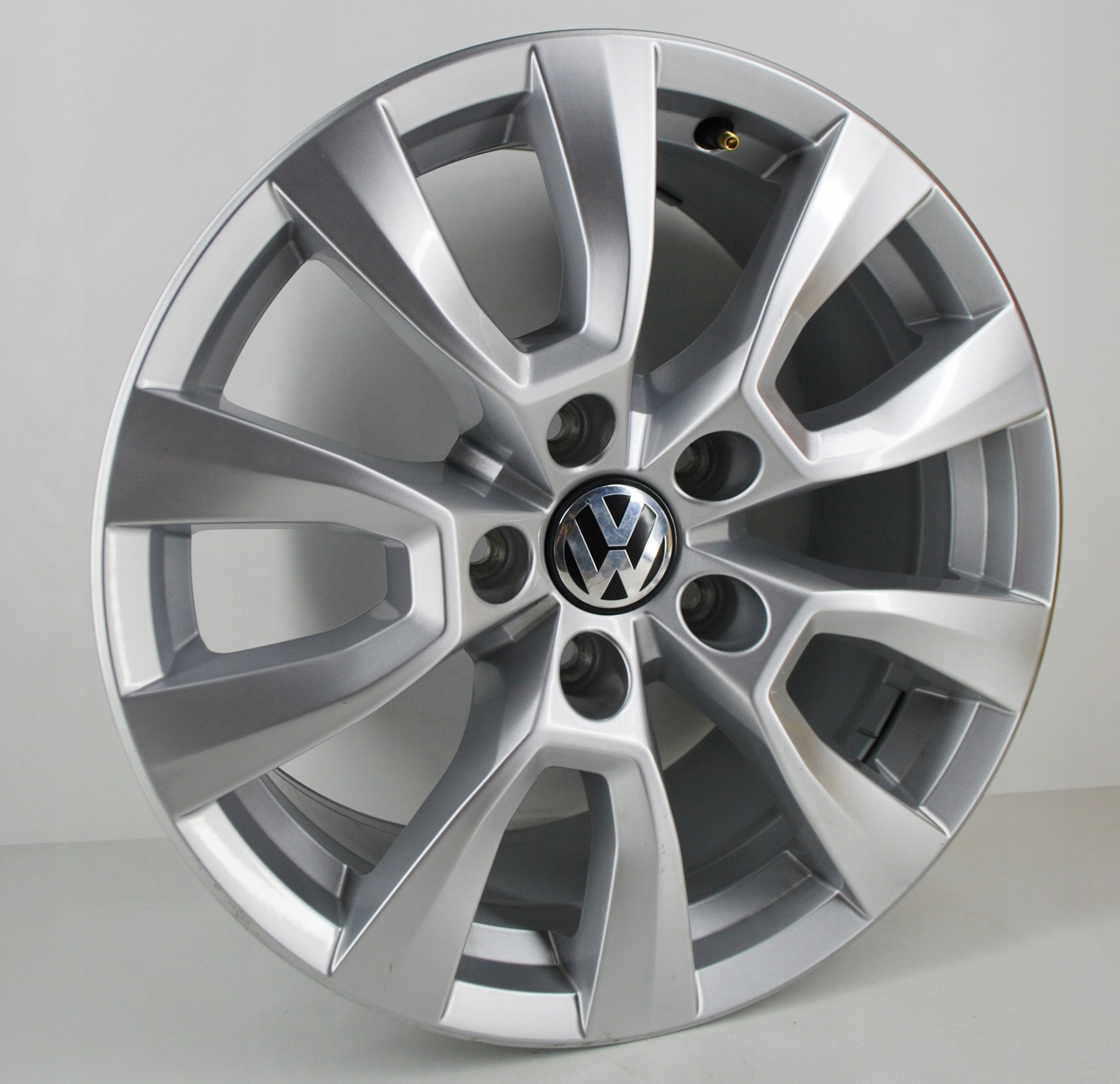 Alu Felge Volkswagen Golf Aluminum rim 17 Zoll 8.0J 5x120 49ET 2H6601025A