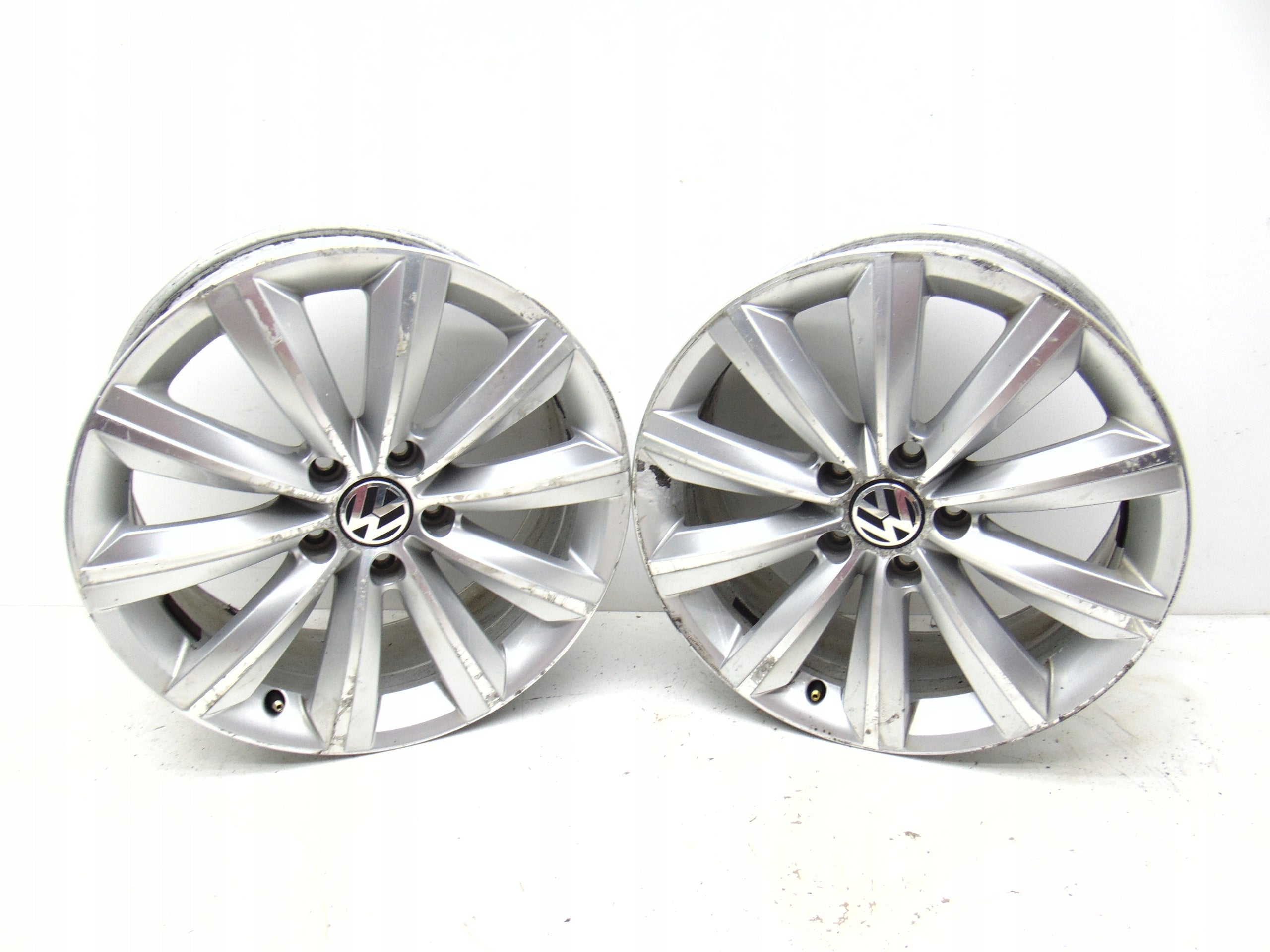 Alu Felge Volkswagen Passat Aluminum rim 17 Zoll 7.5J 5x112 3AA601025F