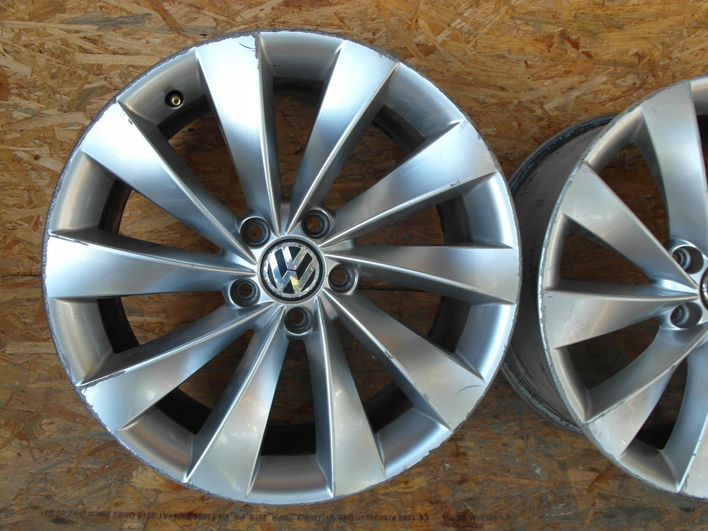 Alu Felge Volkswagen Scirocco CC Passat 18 Zoll 8.0J 5x112 3C8601025D