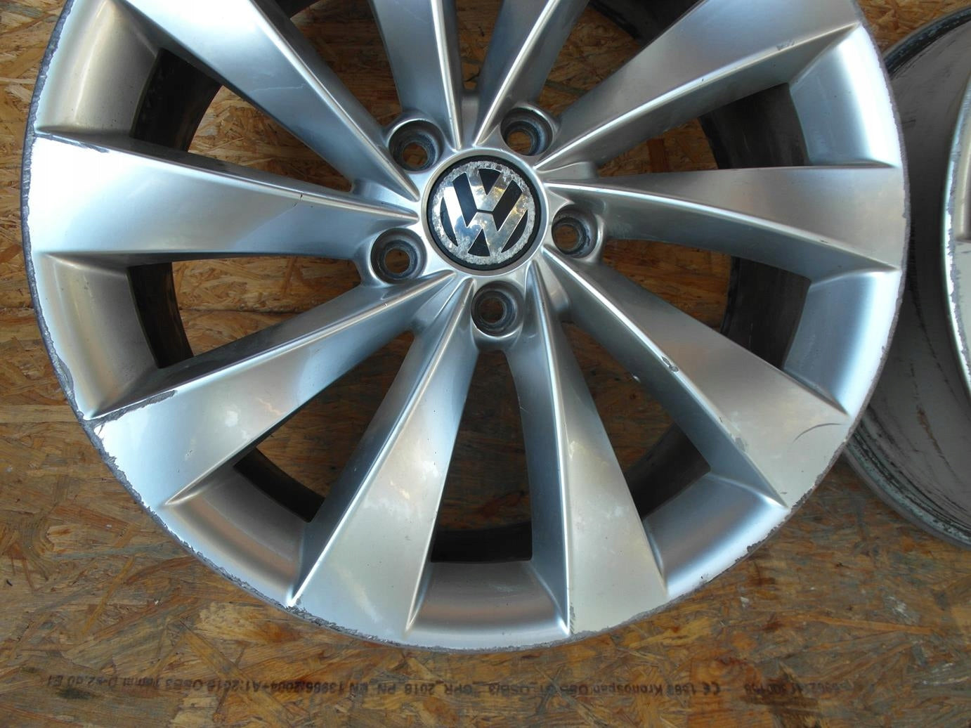 Alu Felge Volkswagen Scirocco CC Passat 18 Zoll 8.0J 5x112 3C8601025D