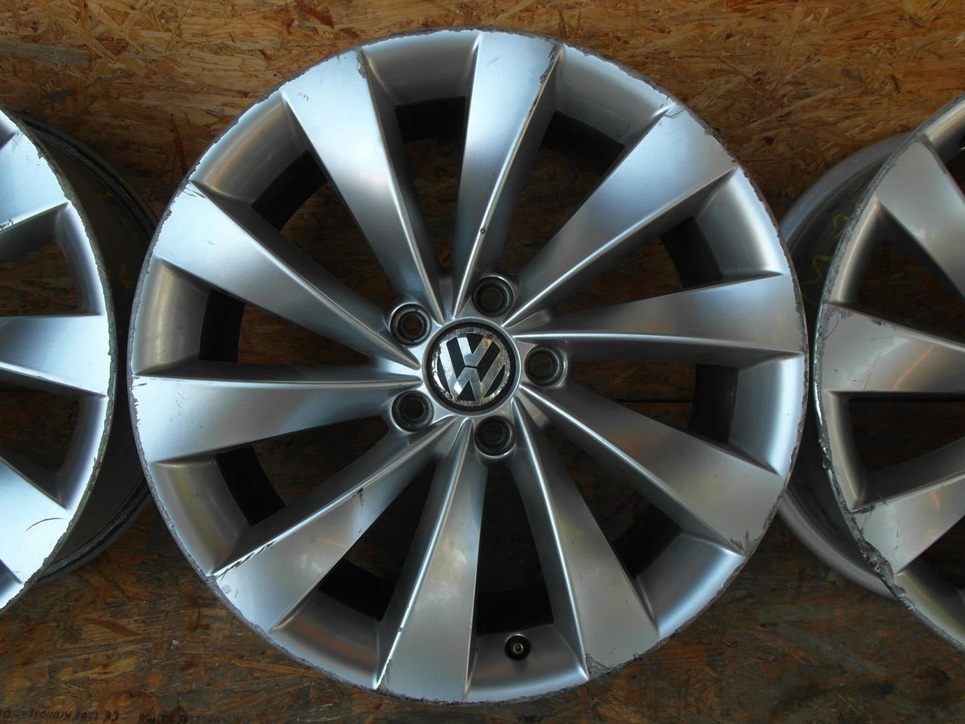 Alu Felge Volkswagen Scirocco CC Passat 18 Zoll 8.0J 5x112 3C8601025D