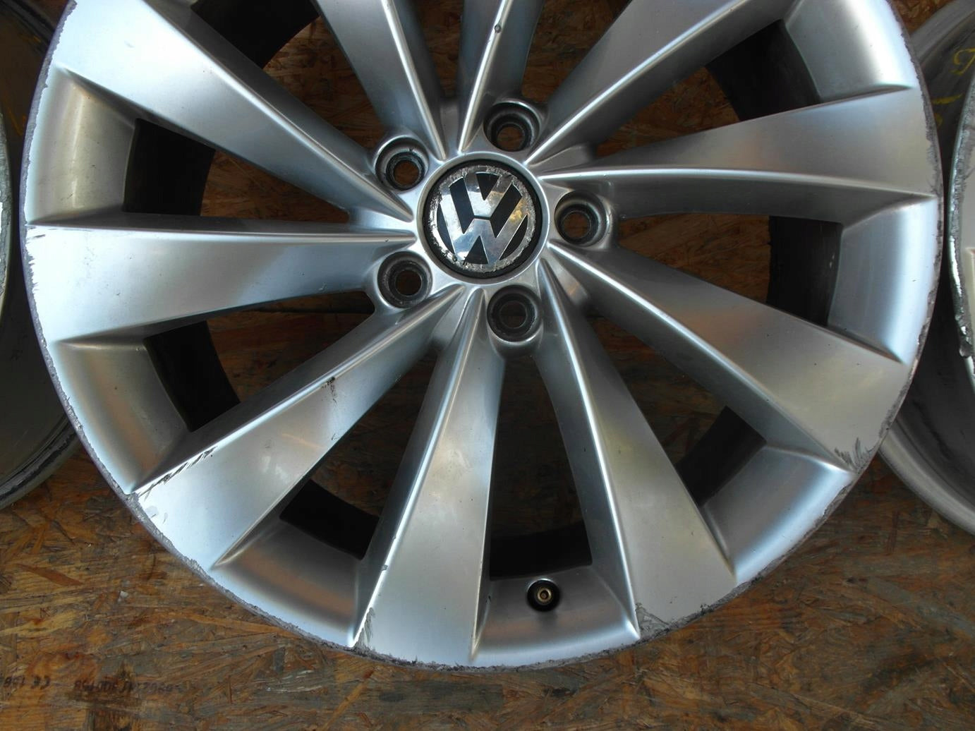 Alu Felge Volkswagen Scirocco CC Passat 18 Zoll 8.0J 5x112 3C8601025D