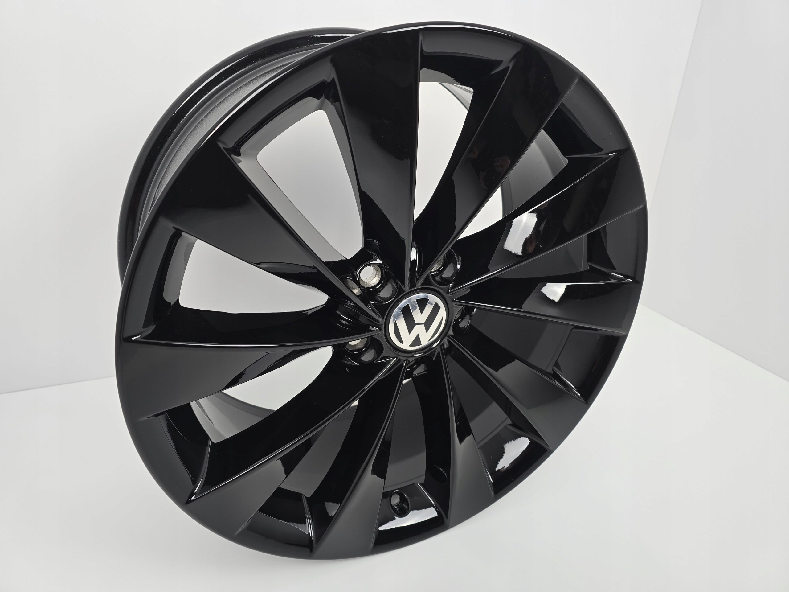 Alu Felge Volkswagen Arteon Passat Golf Tiguan Touran 18 Zoll 8.0J 5x112 41ET