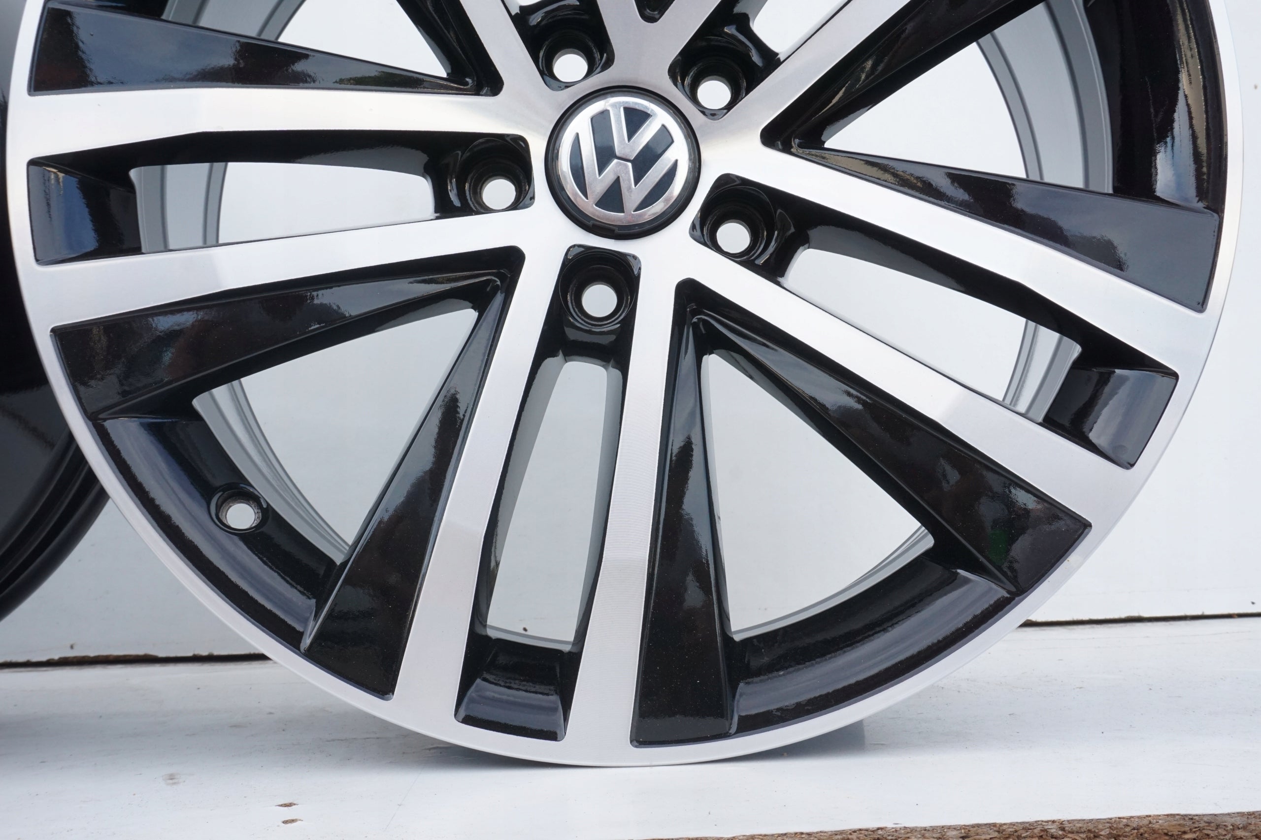 Alu Felge Volkswagen T3 Sharan 18 Zoll 7.5J 5x112 35ET 7N0601025F