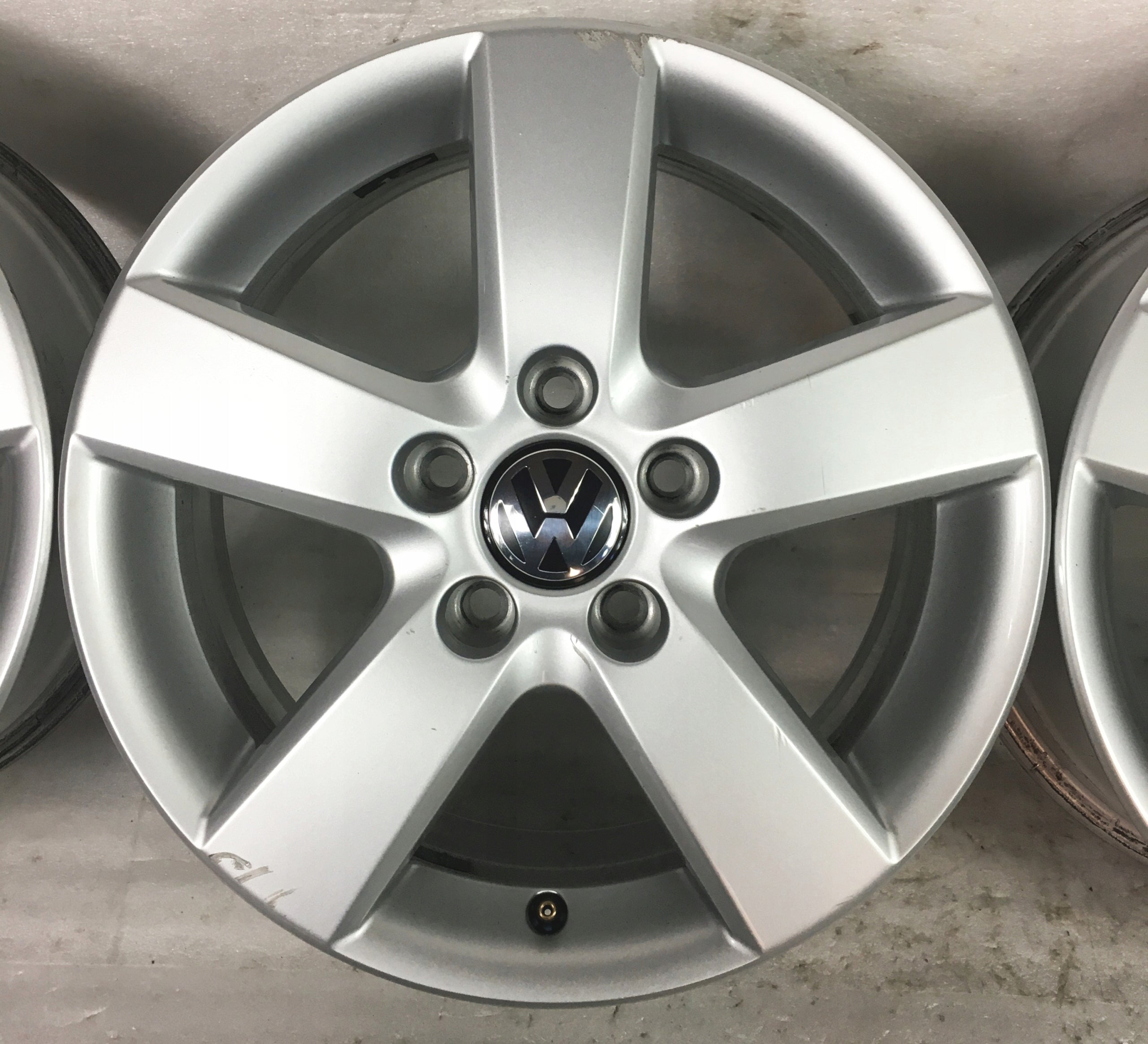 Alu Felge Volkswagen Passat Golf Caddy Sharan Eos Tiguan Jetta 16 Zoll 6.5J 5x112 50ET 1T0601025