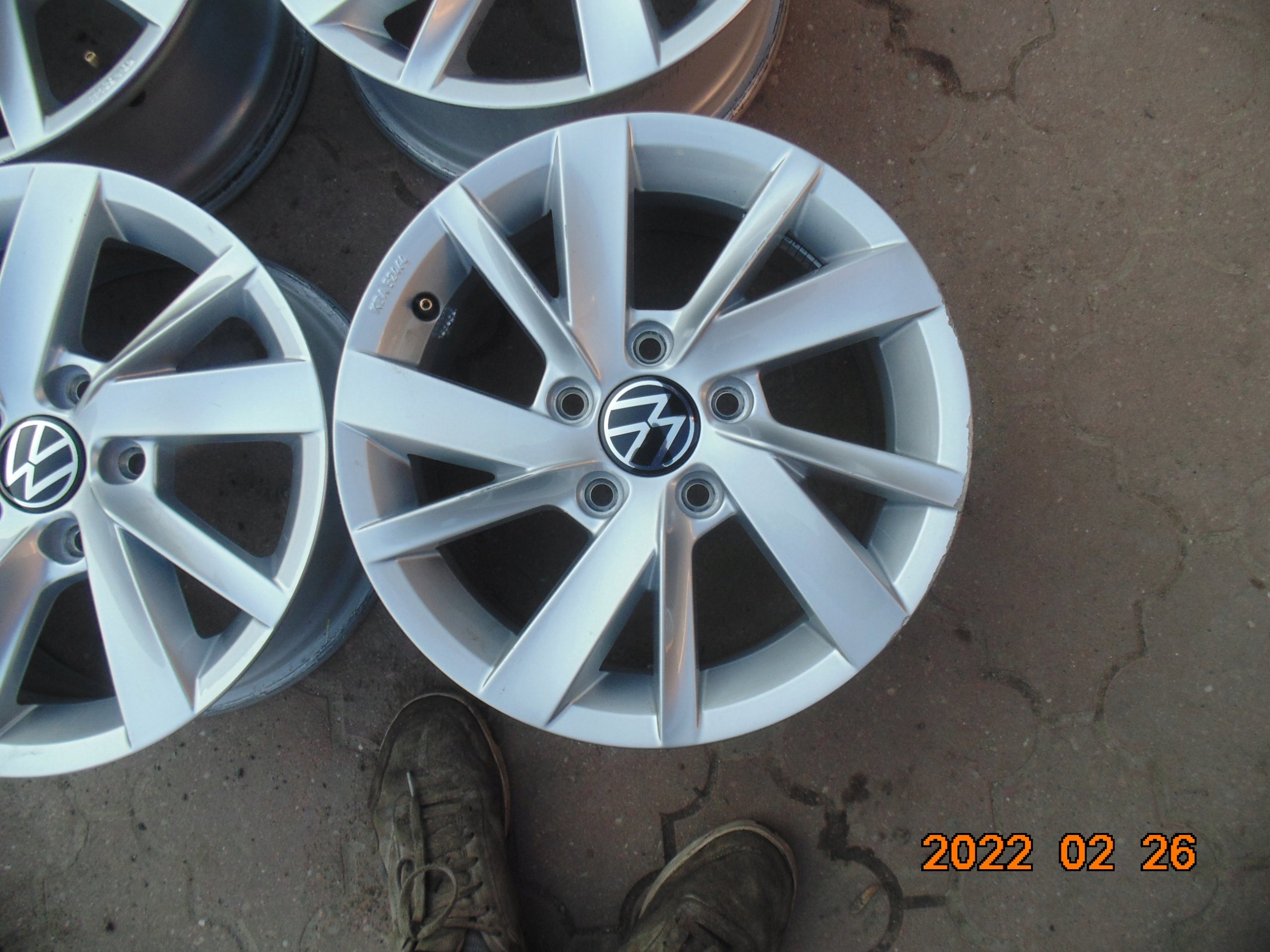 Alu Felge Volkswagen Golf VII Golf VIII Caddy Golf V Golf VI Touran Golf T4 15 Zoll 6.0J 5x112 43ET 5H0071495