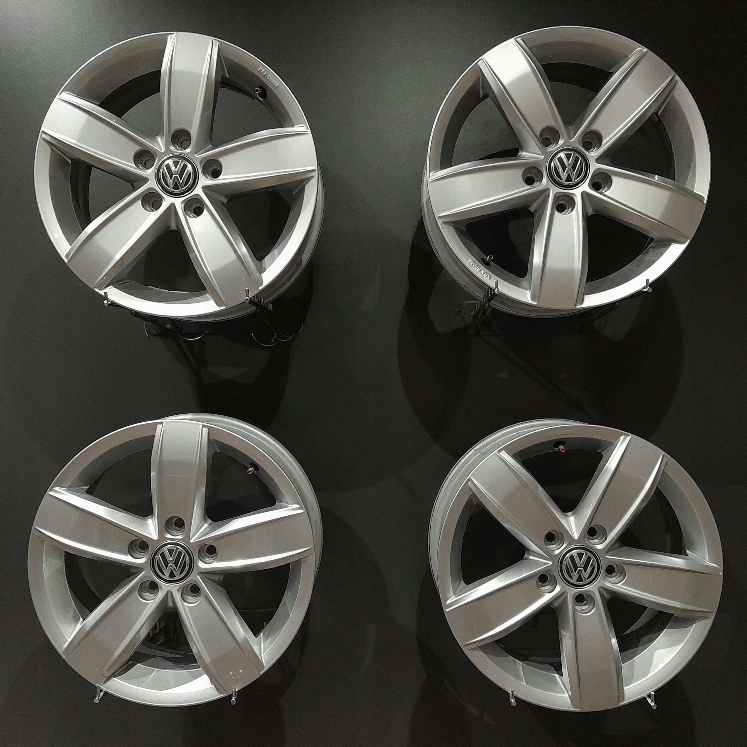  Aluminium rim Volkswagen 181 Golf VII Golf Caddy Golf V Golf VI Jetta 16 inch 6.0J 5x112 48ET 5G0071496A  product image