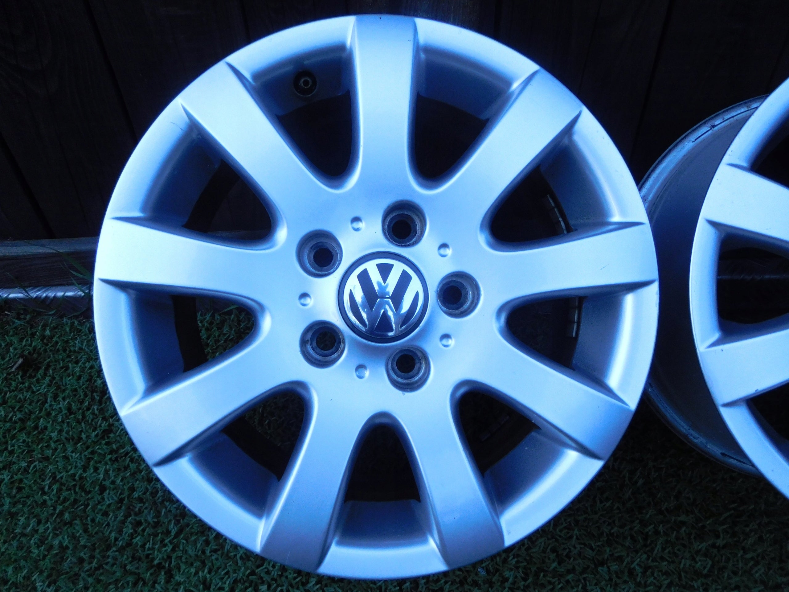 Alu Felge Volkswagen Golf Caddy Golf V Jetta T5 Touran 15 Zoll 6.5J 5x112 50ET 1K0601025A