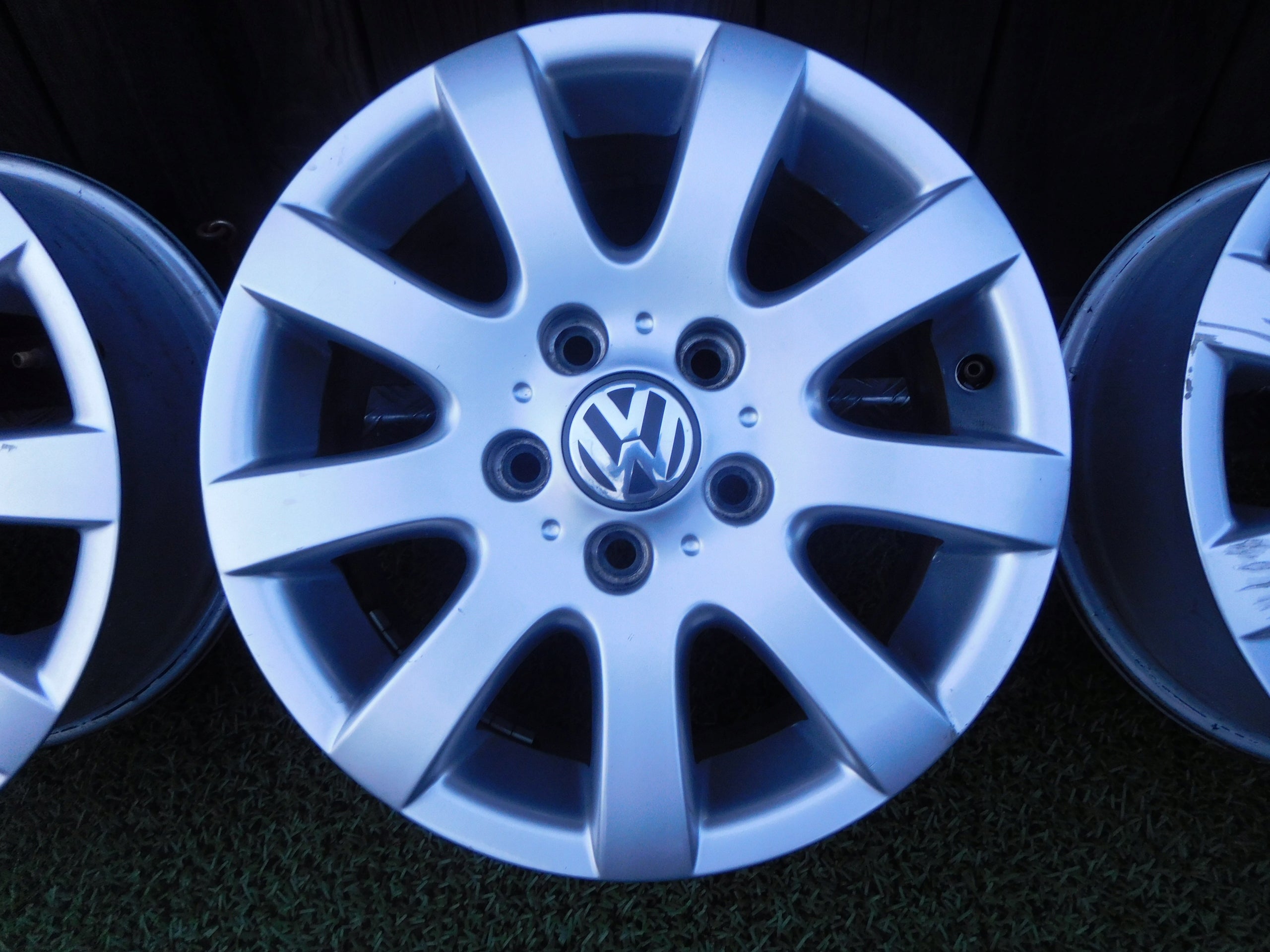 Alu Felge Volkswagen Golf Caddy Golf V Jetta T5 Touran 15 Zoll 6.5J 5x112 50ET 1K0601025A