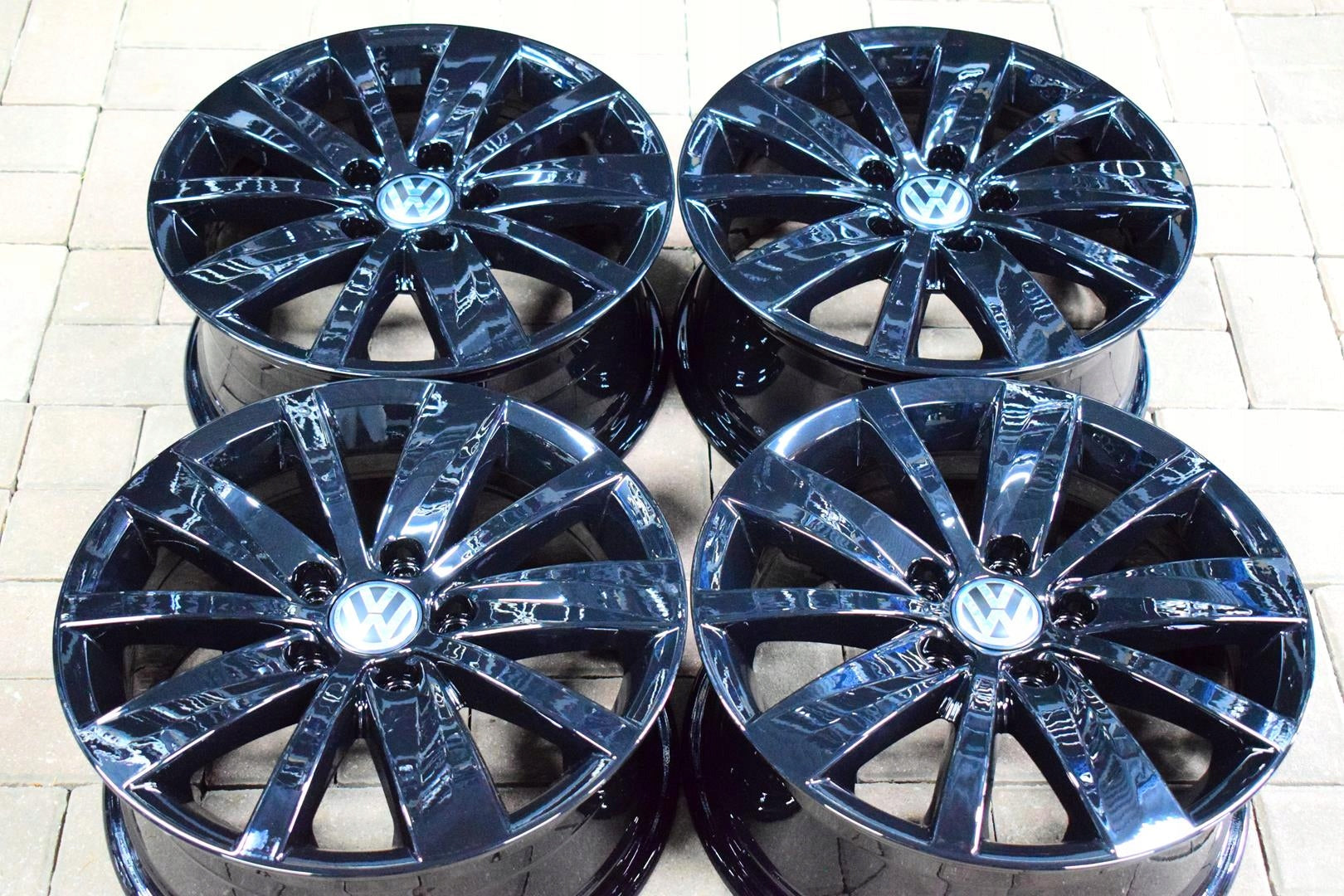  Aluminium rim Volkswagen Caddy Passat Touran Golf 16 inch 7.0J 5x112 45ET 3AA601025  product image