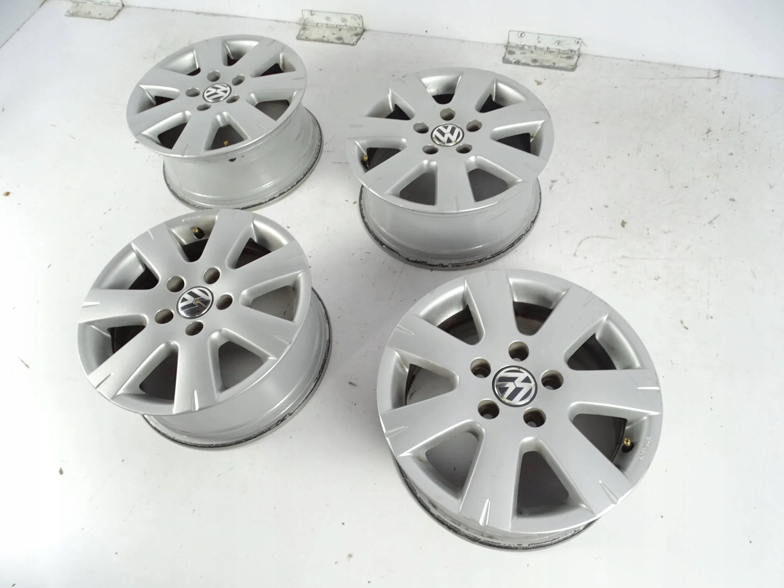 Alu Felge Volkswagen Caddy T5 Aluminum rim 15 Zoll 6.5J 5x112 50ET 2K1071495