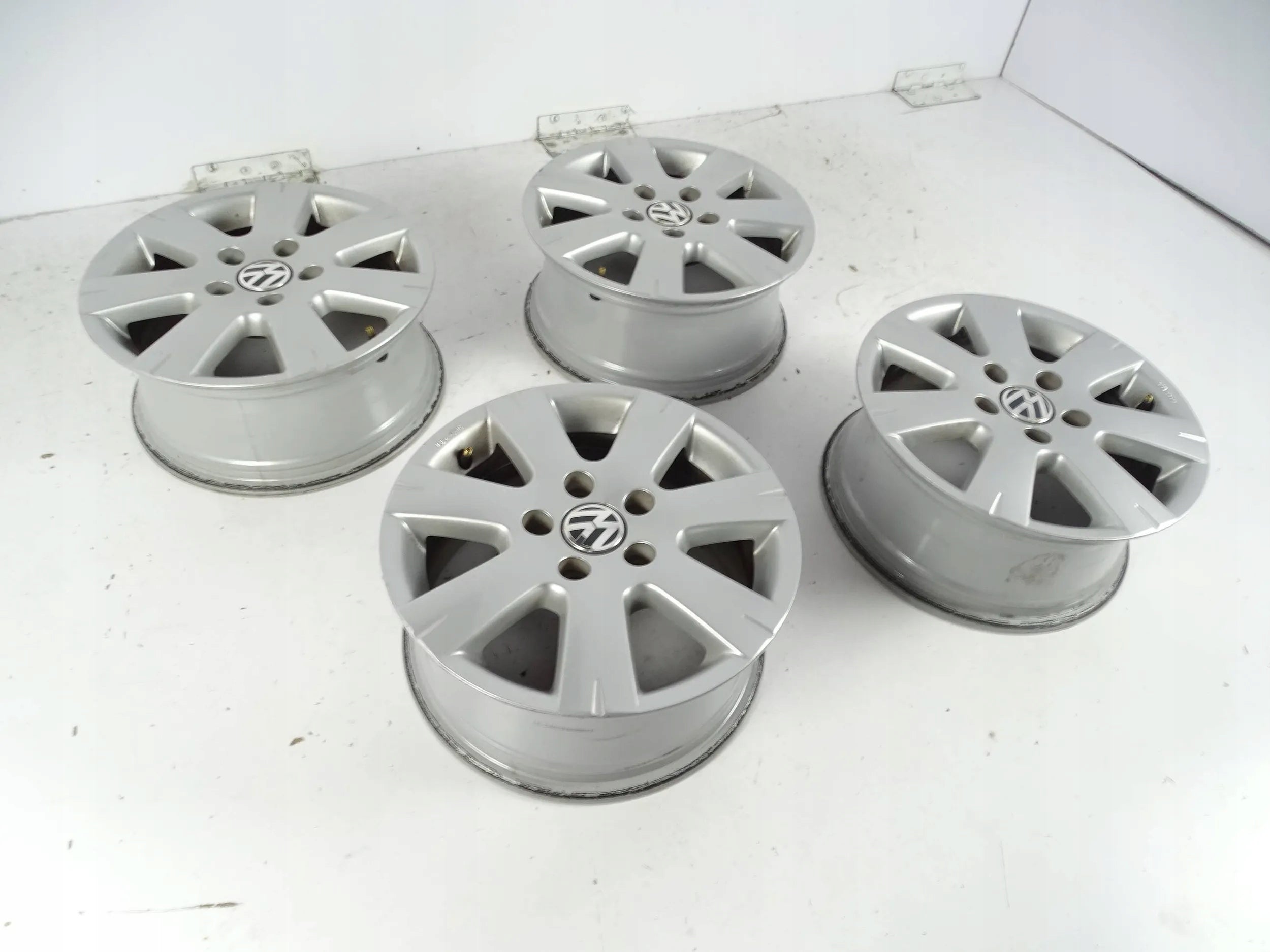 Alu Felge Volkswagen Caddy T5 Aluminum rim 15 Zoll 6.5J 5x112 50ET 2K1071495