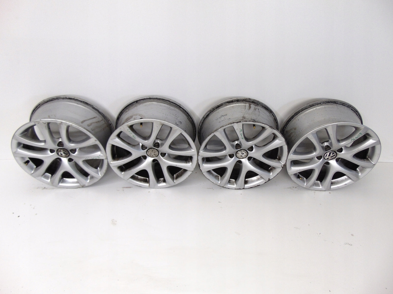 Alu Felge Volkswagen CC Golf Passat Eos Golf V Scirocco Golf VI 17 Zoll 8.0J 5x112 1K8601025BF