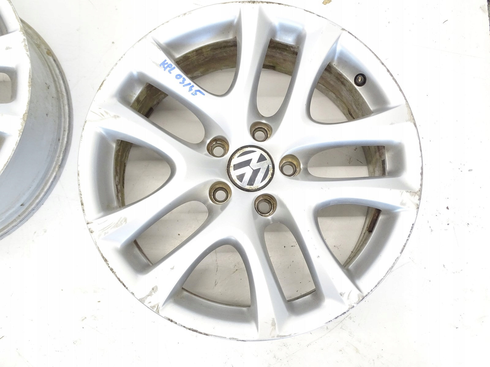 Alu Felge Volkswagen CC Golf Passat Eos Golf V Scirocco Golf VI 17 Zoll 8.0J 5x112 41ET 1K8601025B