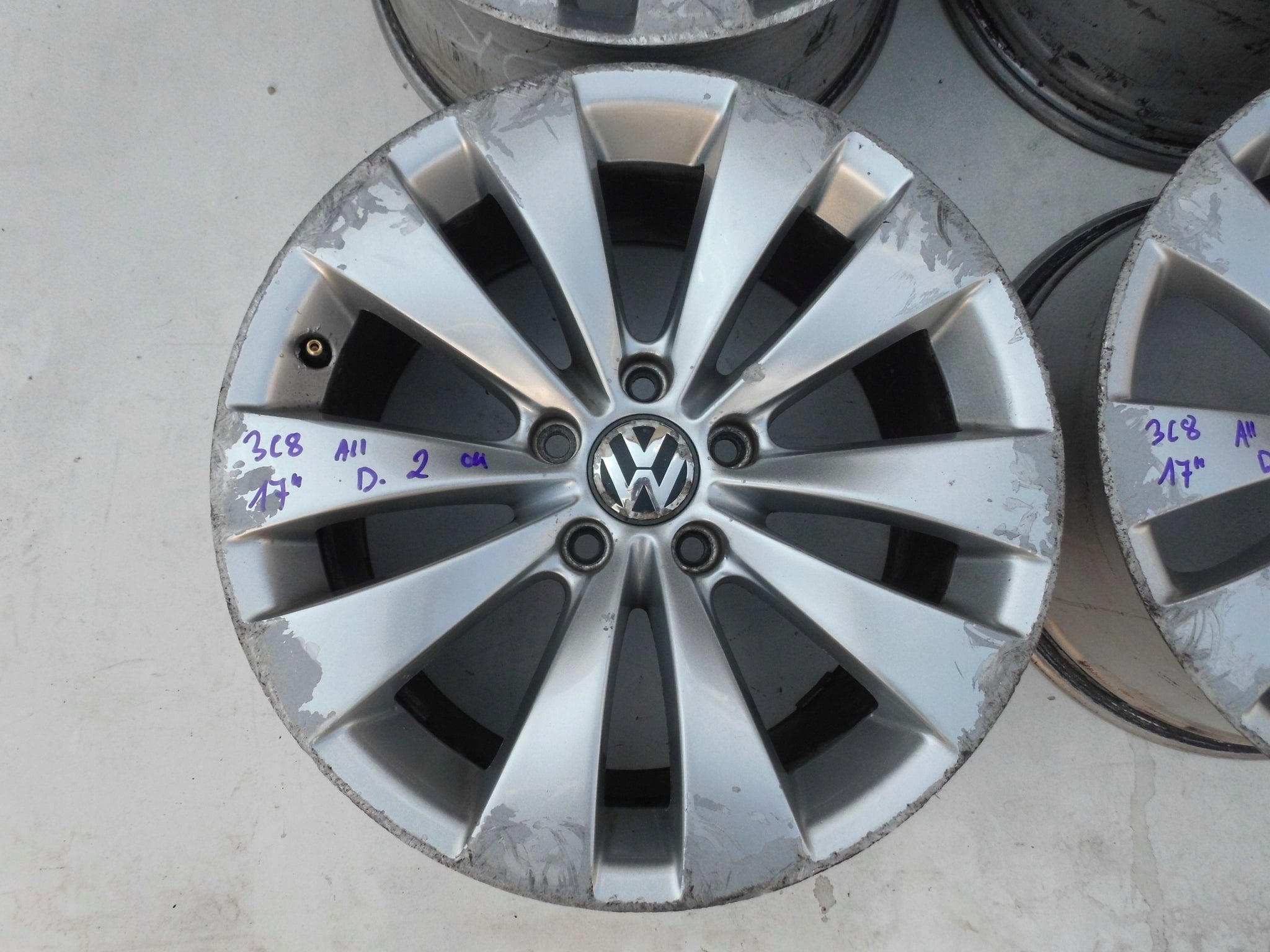 Alu Felge Volkswagen CC Passat Golf Eos Scirocco 17 Zoll 8.0J 5x112 41ET 3C8601025A