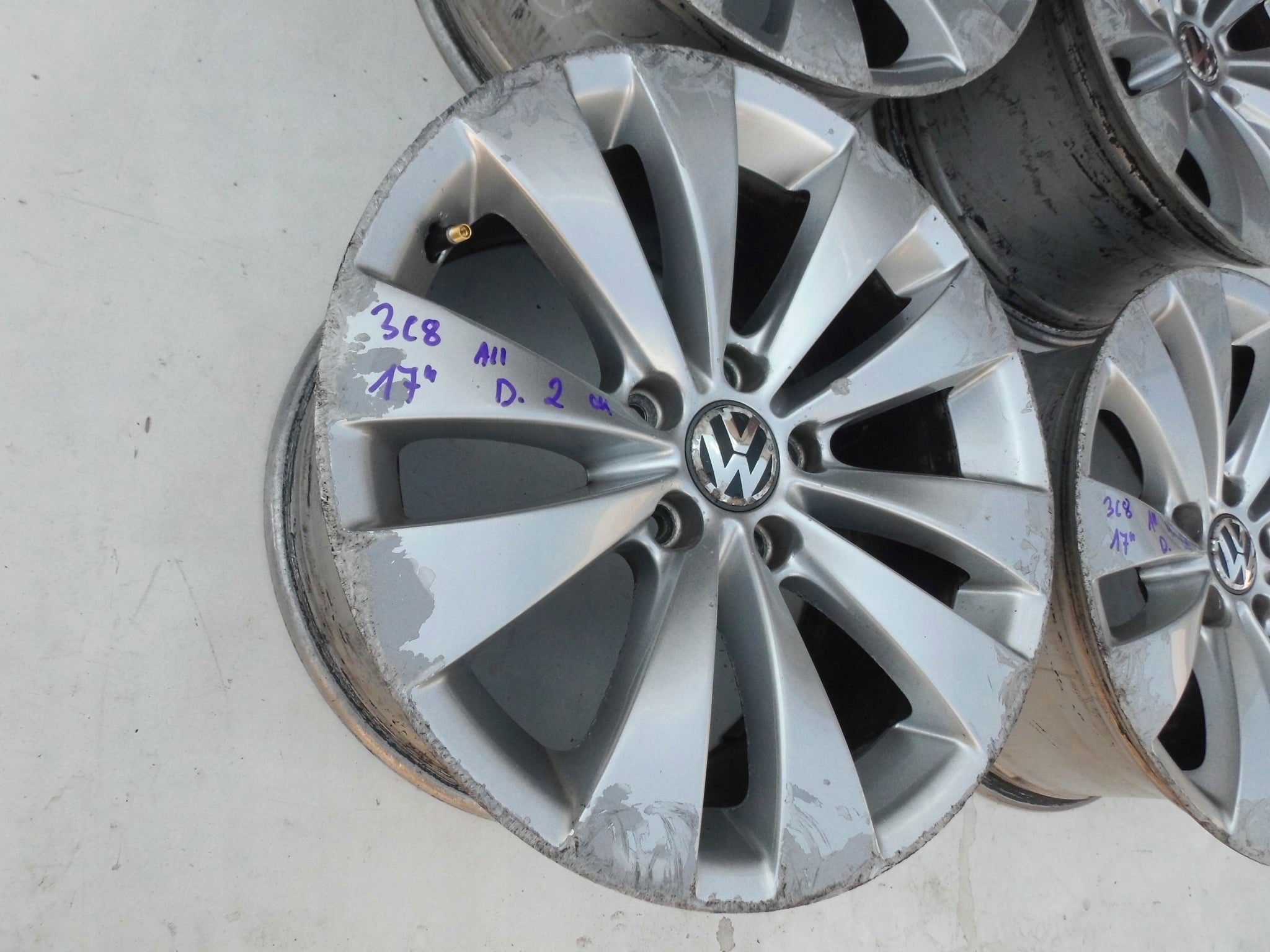 Alu Felge Volkswagen CC Passat Golf Eos Scirocco 17 Zoll 8.0J 5x112 41ET 3C8601025A