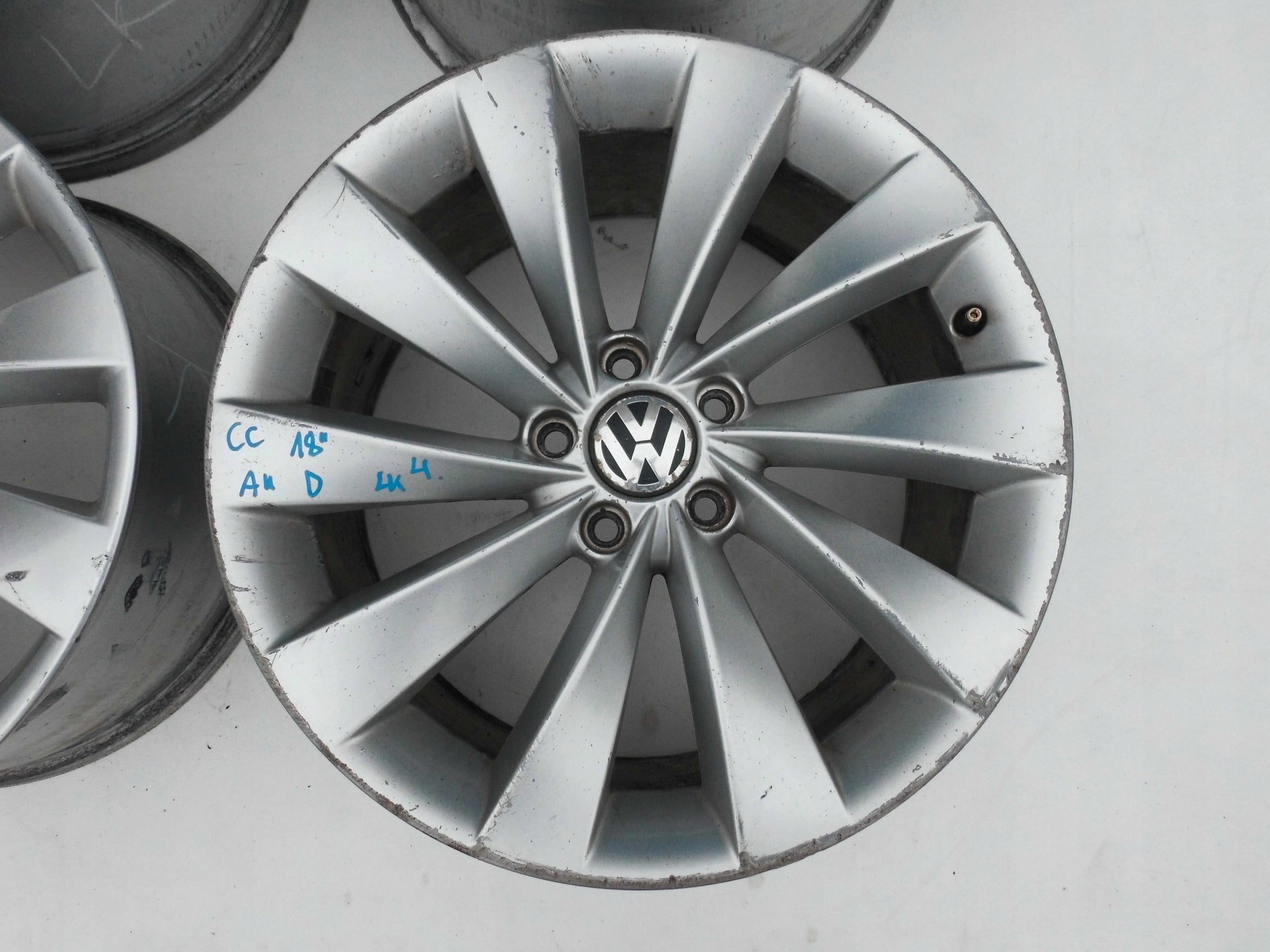 Alu Felge Volkswagen CC Passat Eos Scirocco Touran 18 Zoll 8.0J 5x112 41ET 3C8601025D