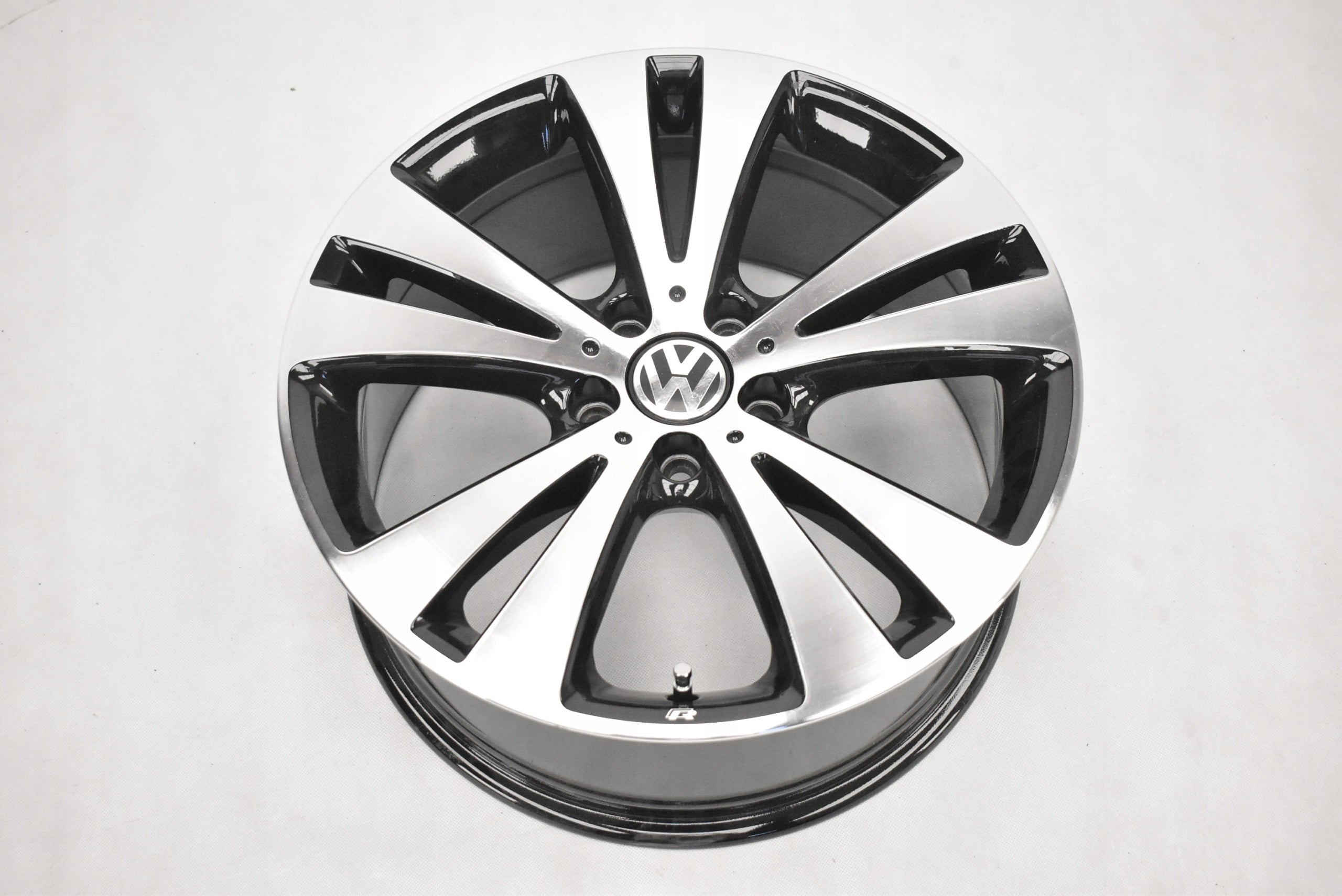 Alu Felge Volkswagen CC Eos Passat T4 18 Zoll 8.0J 5x112 44ET 3C0601025T