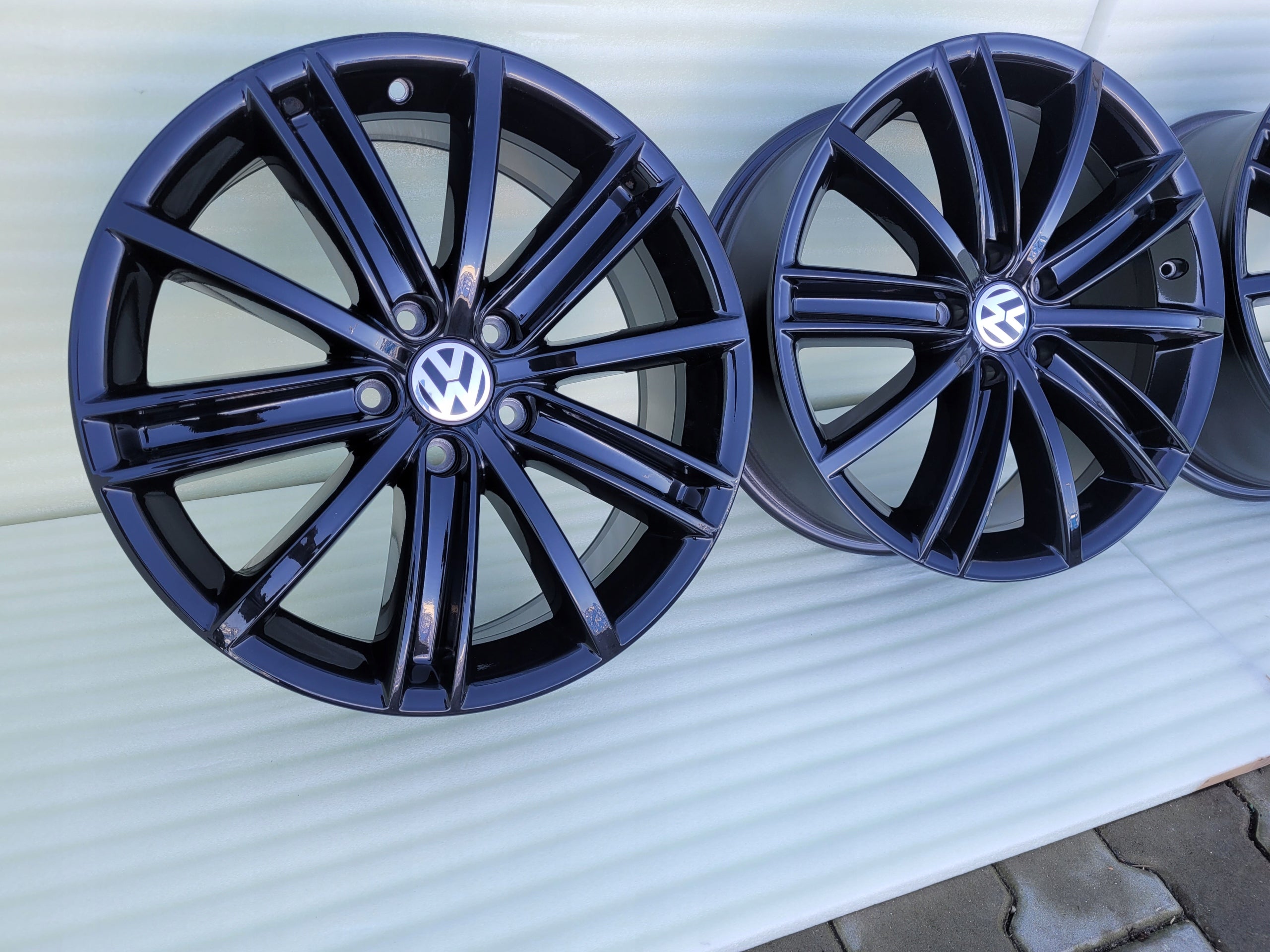  Aluminium rim Volkswagen CC Passat Golf Tiguan Scirocco 18 inch 7.0J 5x112 43ET  product image