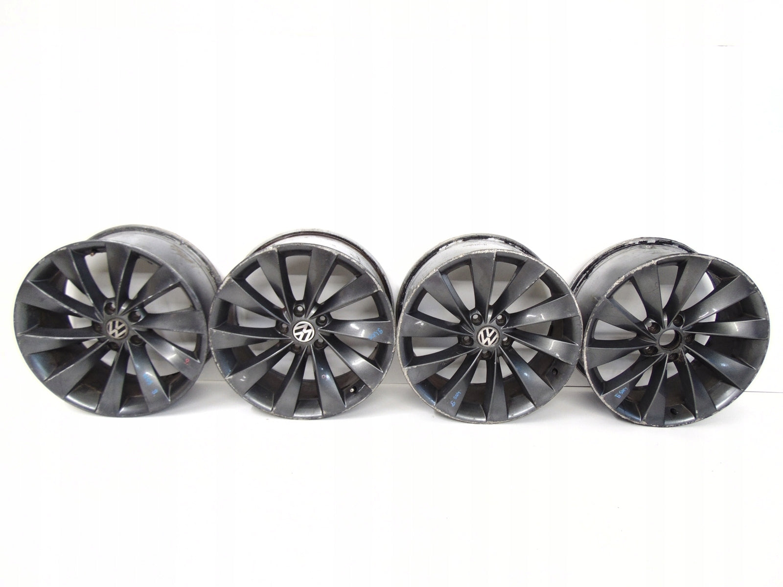  Alu Felge Volkswagen Passat CC Golf Scirocco 18 Zoll 8.0J 5x112 3C8601025AB product image